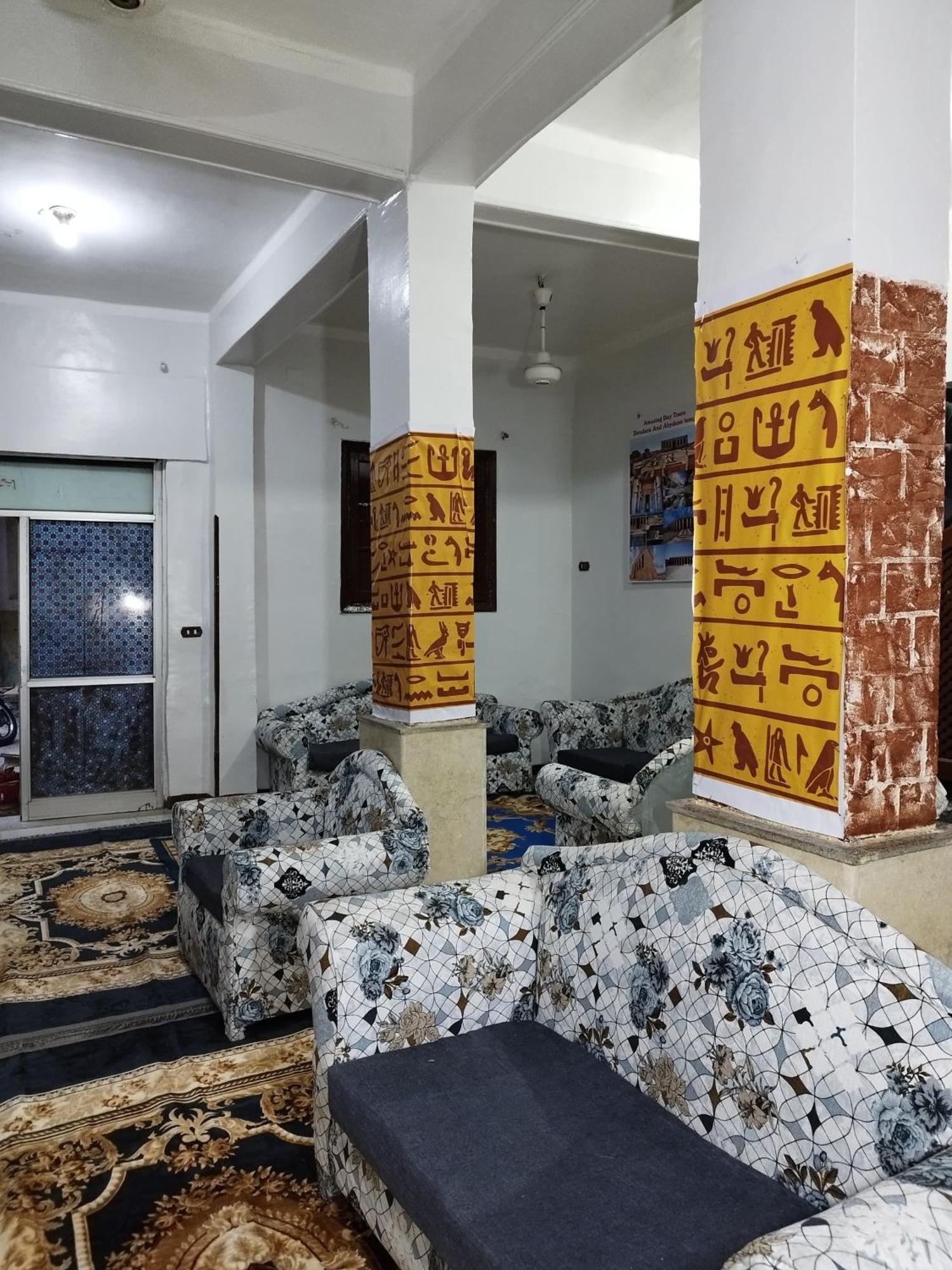 Grand Square Hostel