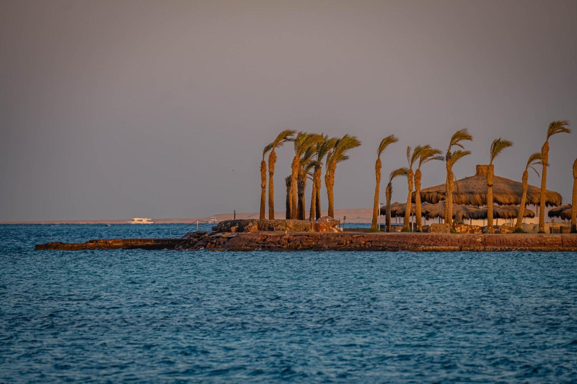 Magic Beach Resort Hurghada