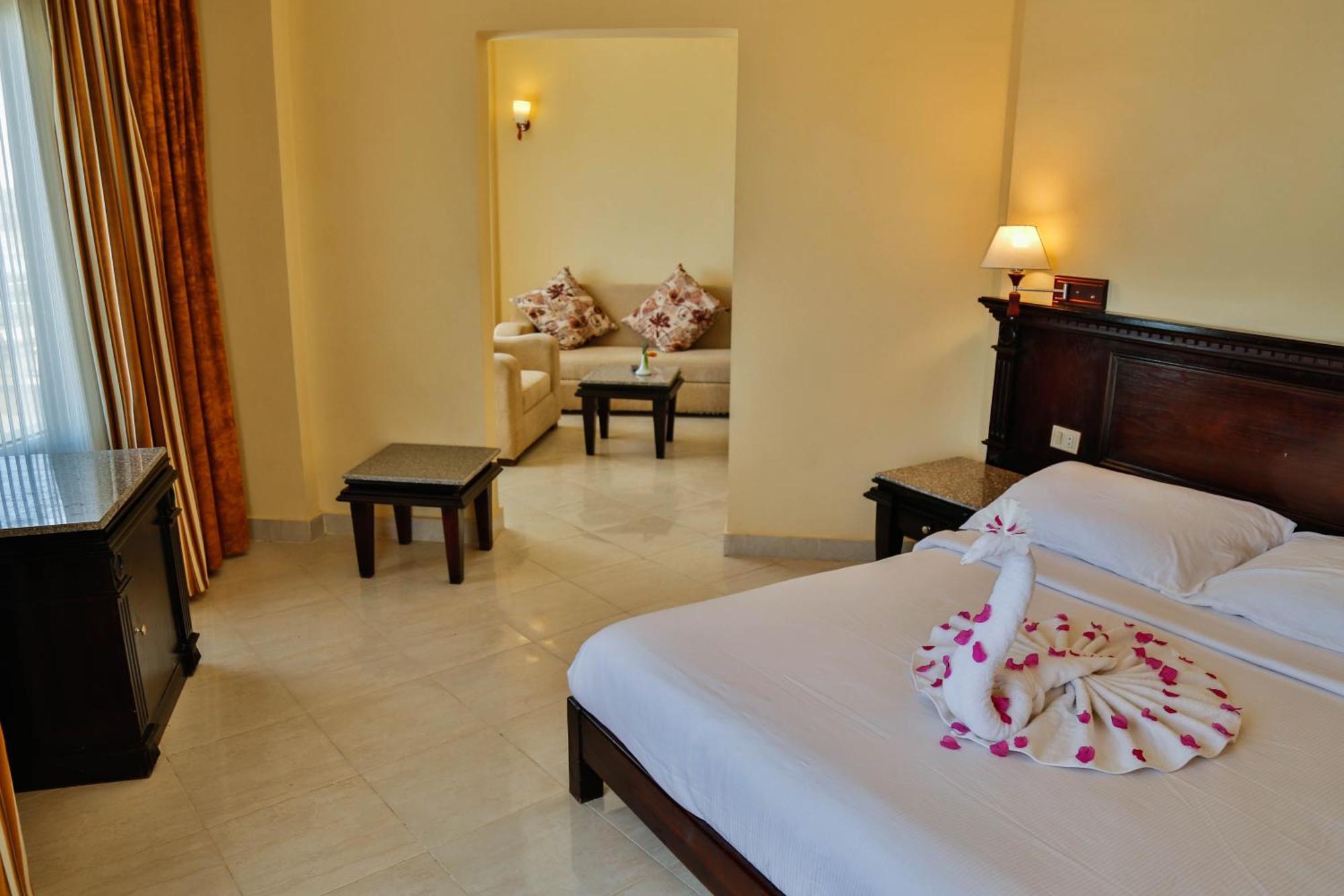 Magic Beach Resort 4*