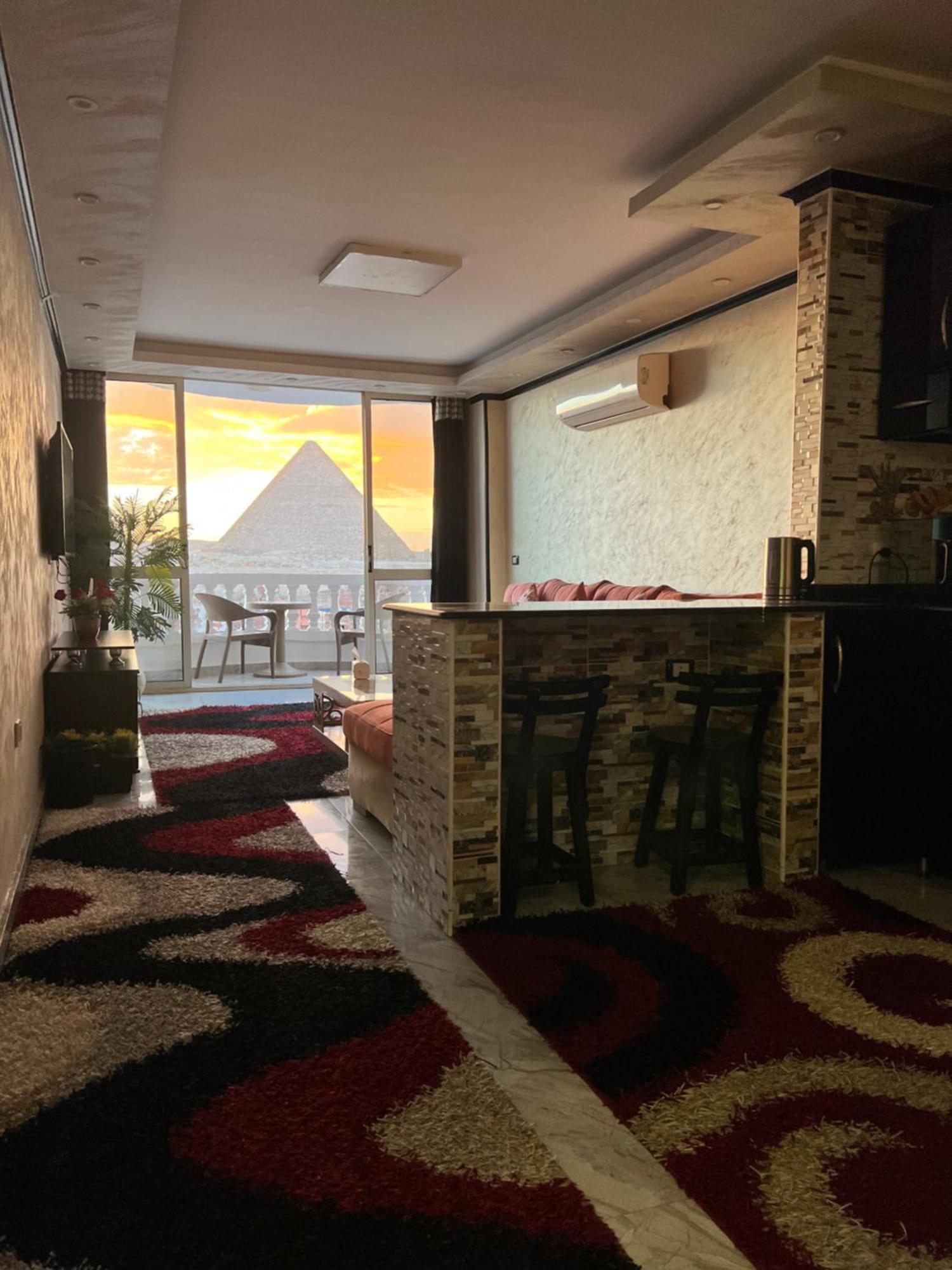 Hi Pyramids Cairo