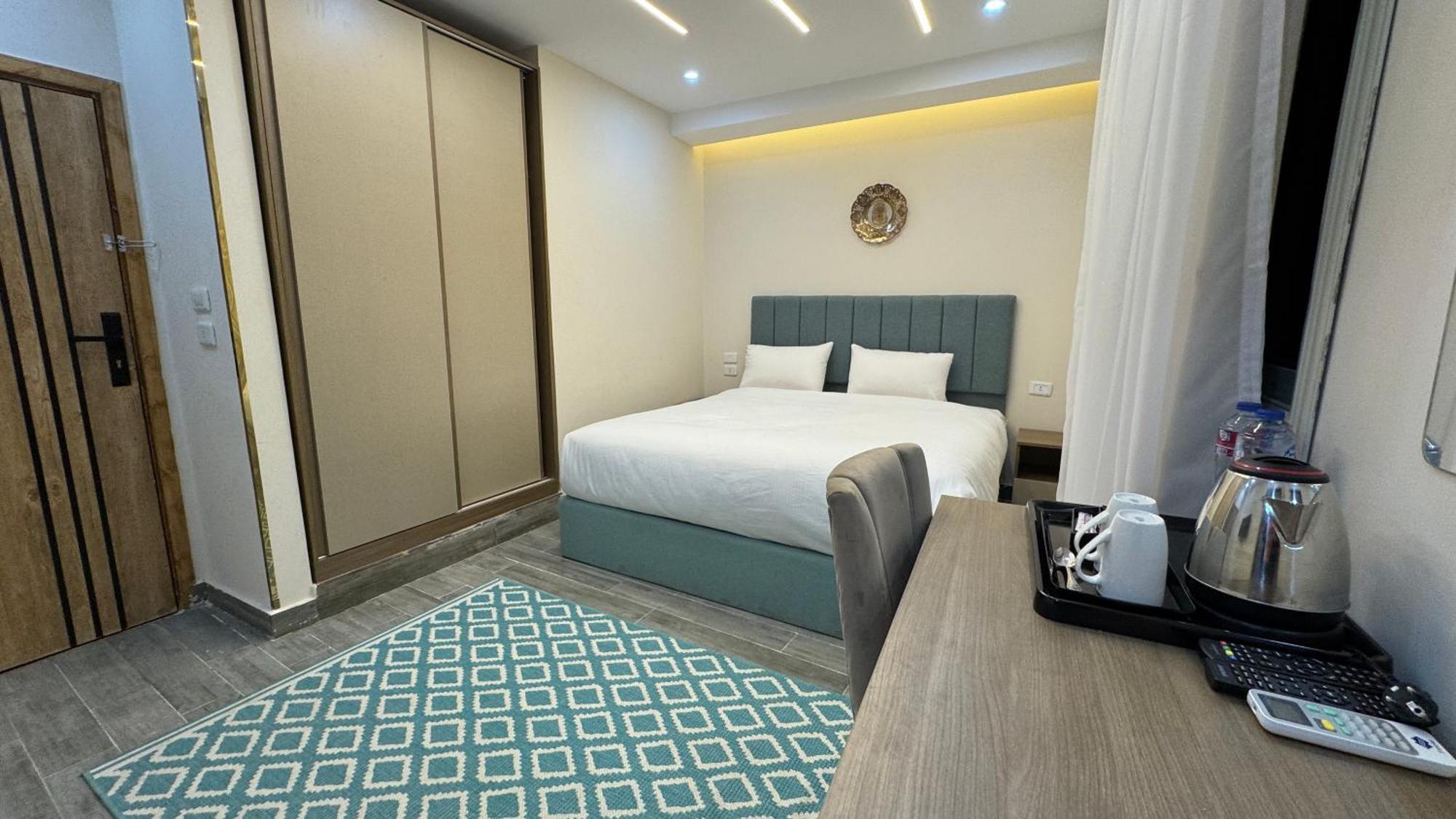 Pyramids Hotel 3*