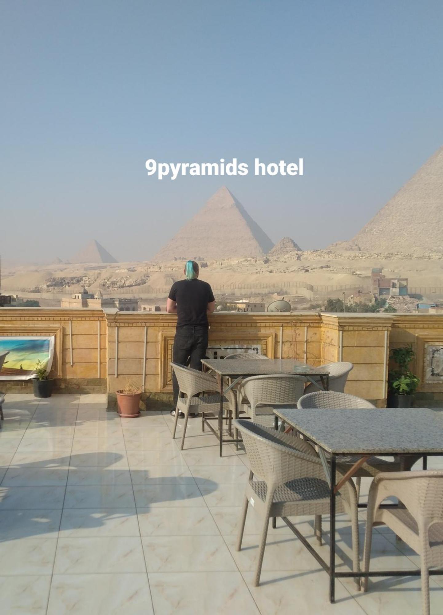 Pensiune 9pyramids *