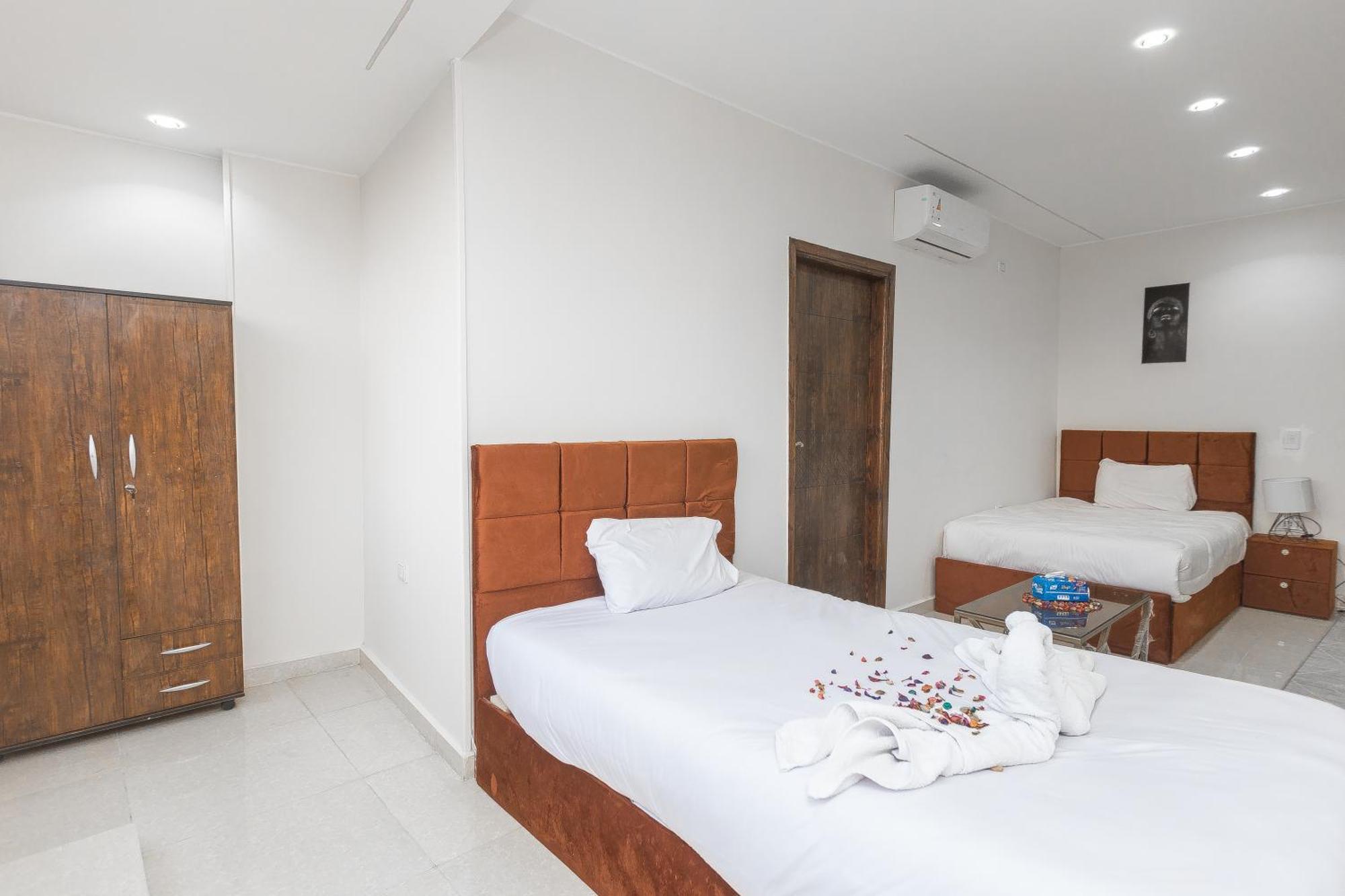 Experience Pyramids View Hotel 4*