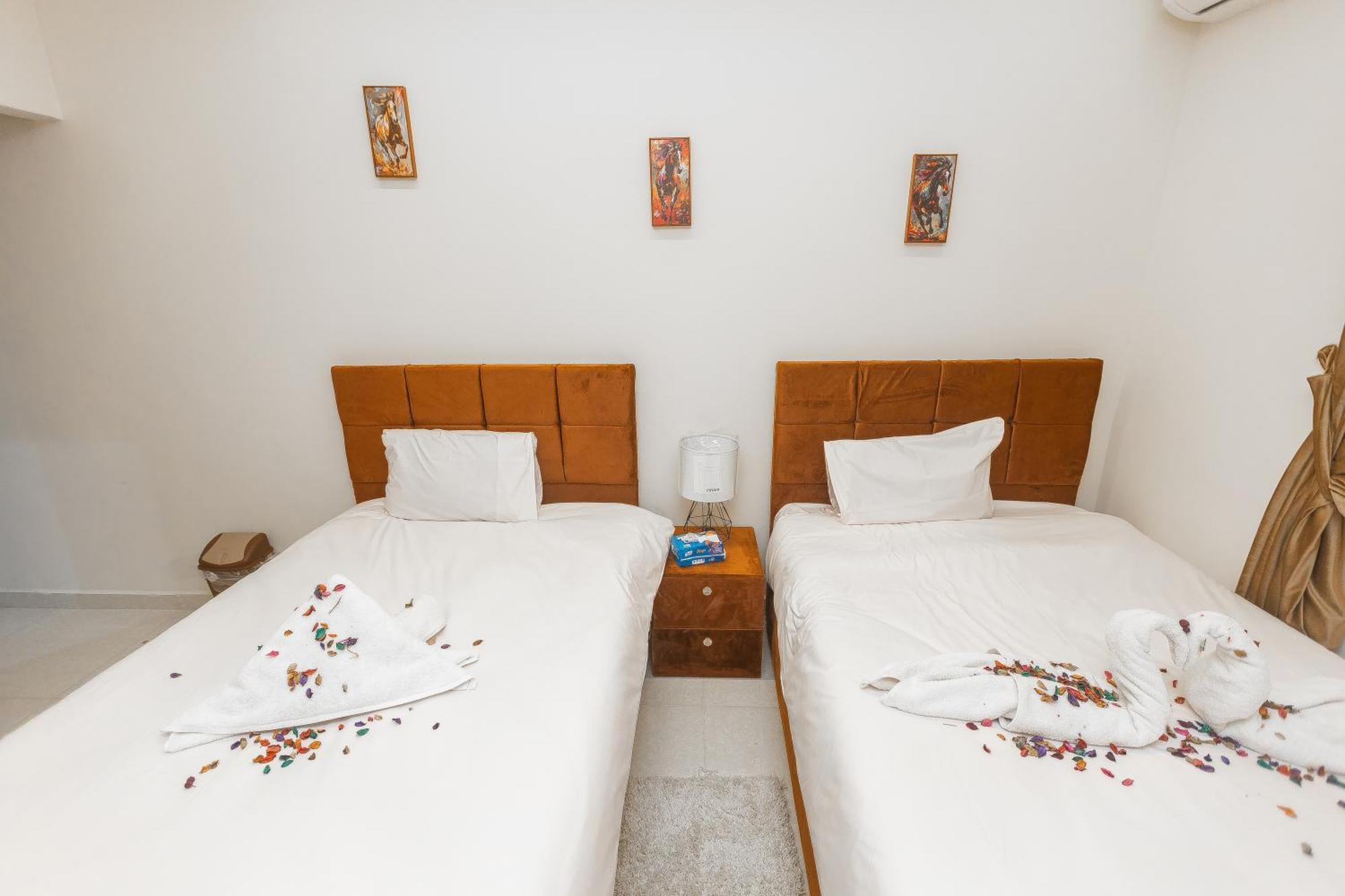Experience Pyramids View Hotel Kafret el-Gabal