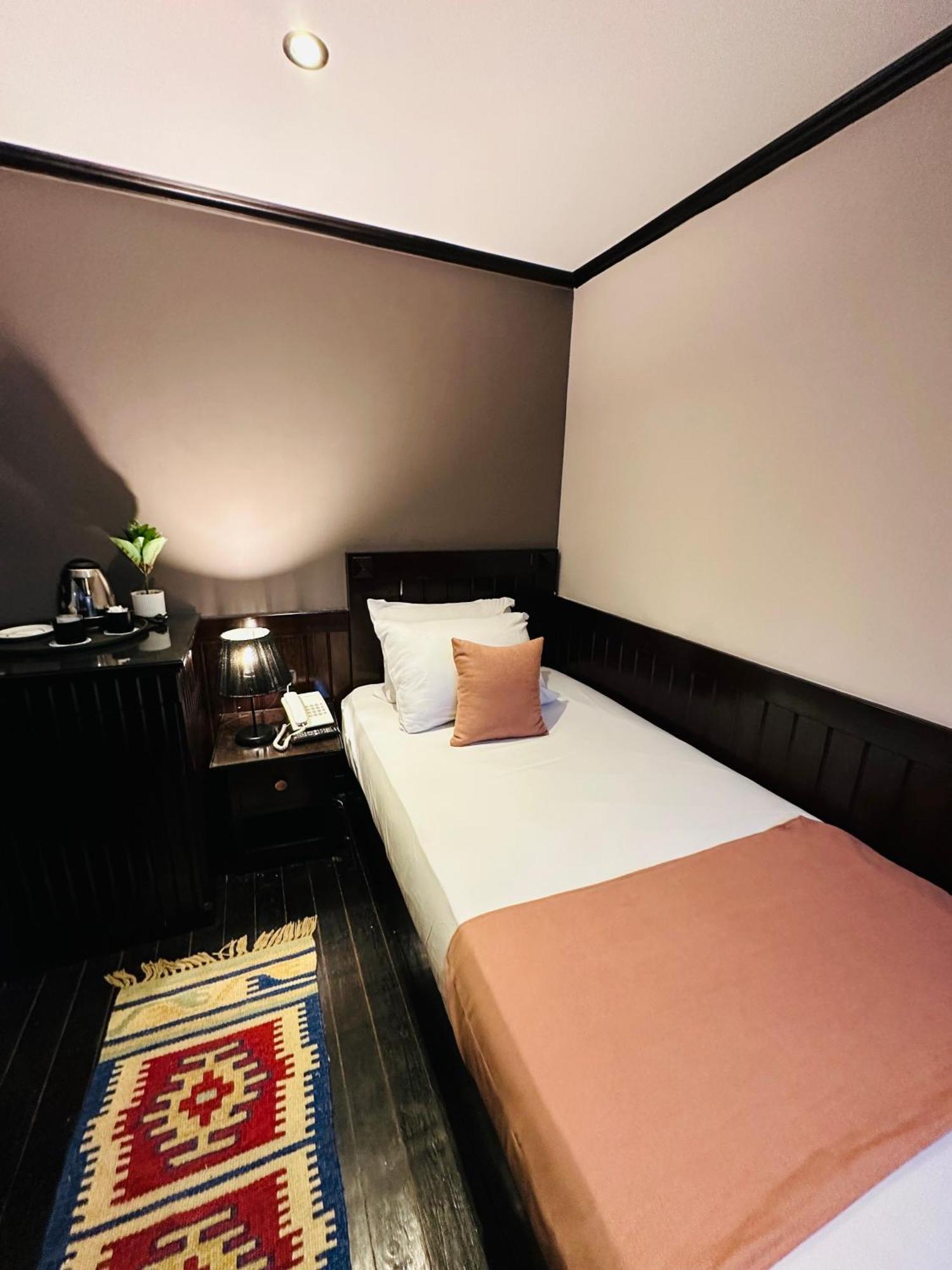 Nile View Hotel 4*