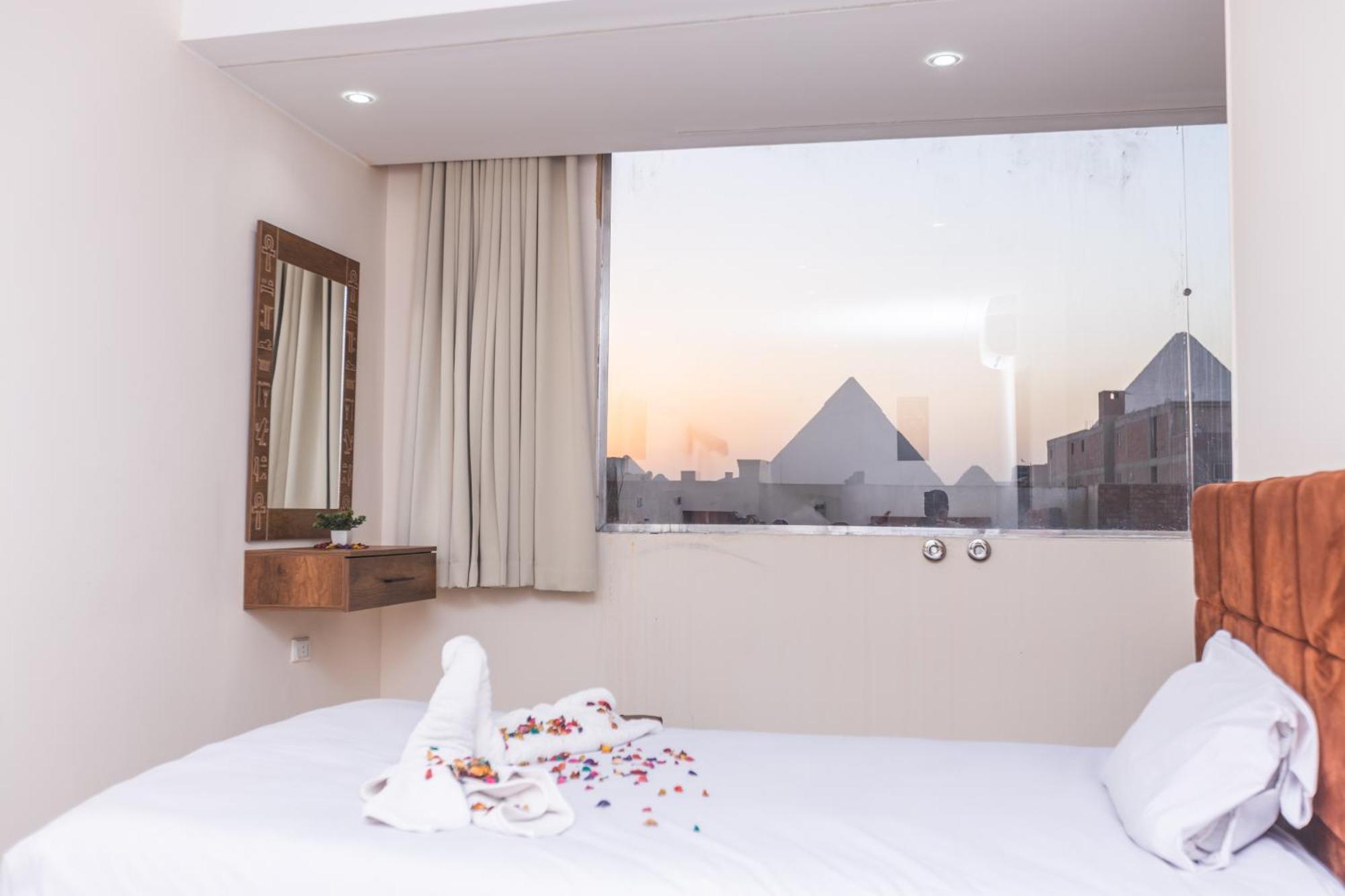 Experience Pyramids View Hotel Kafret el-Gabal