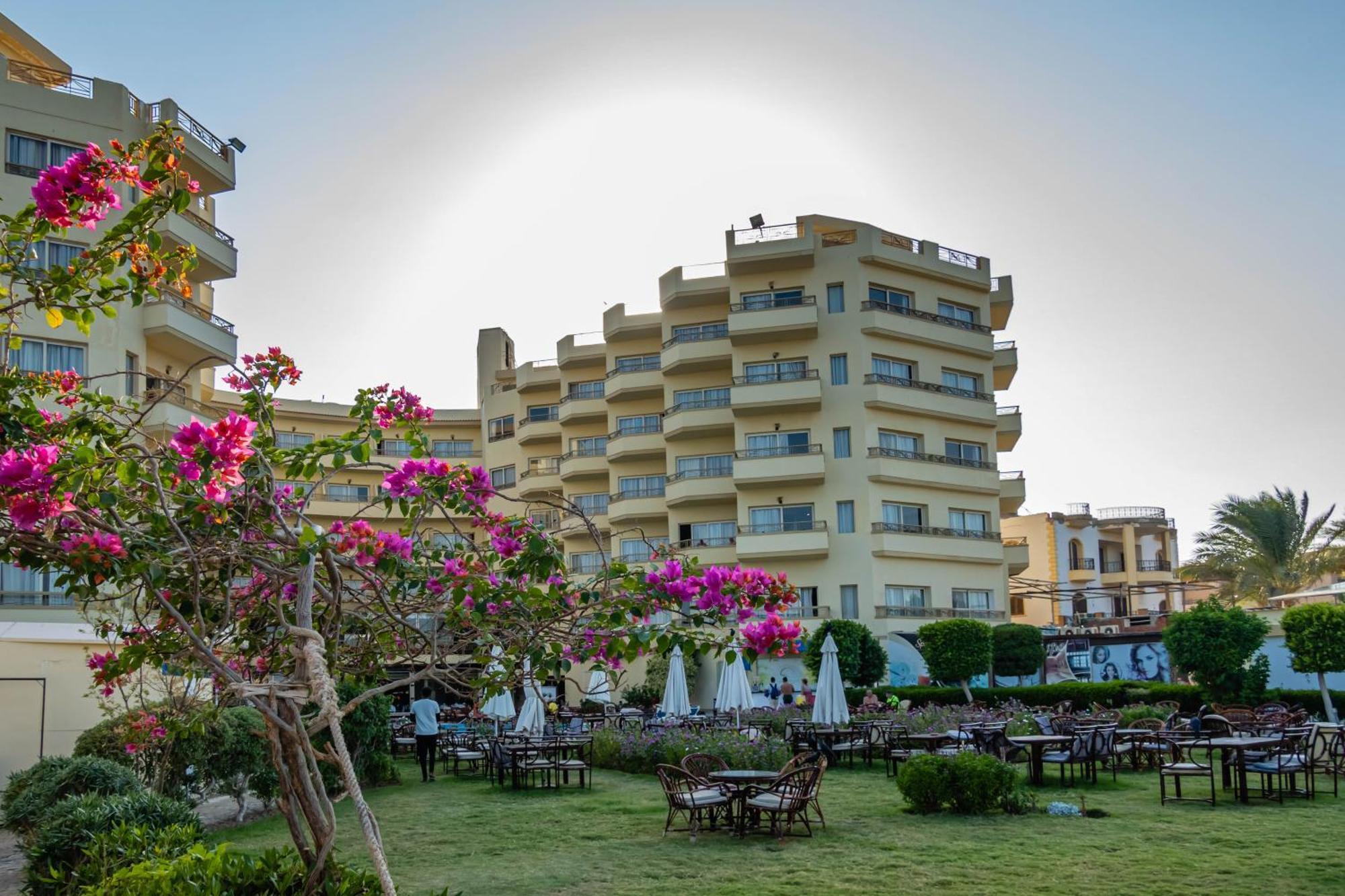 Magic Beach 4* Hurghada