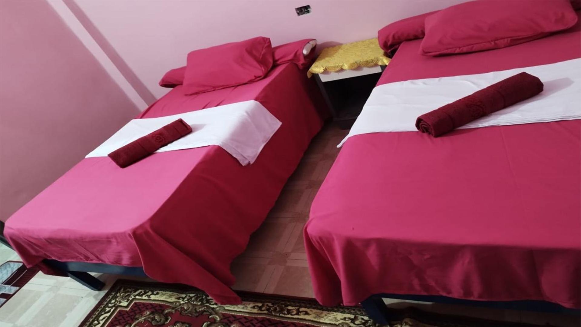 Grand Square Albergue Luxor