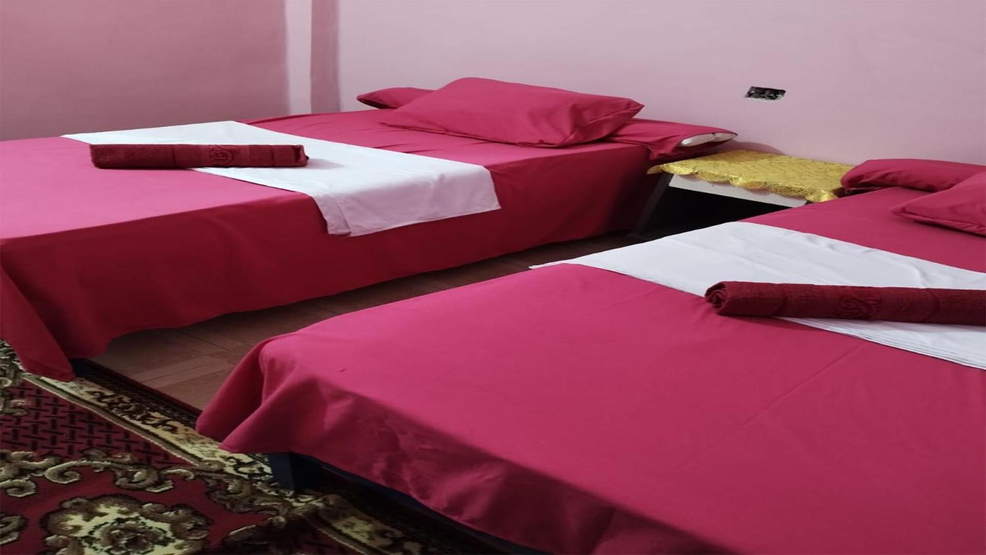 Grand Square Albergue