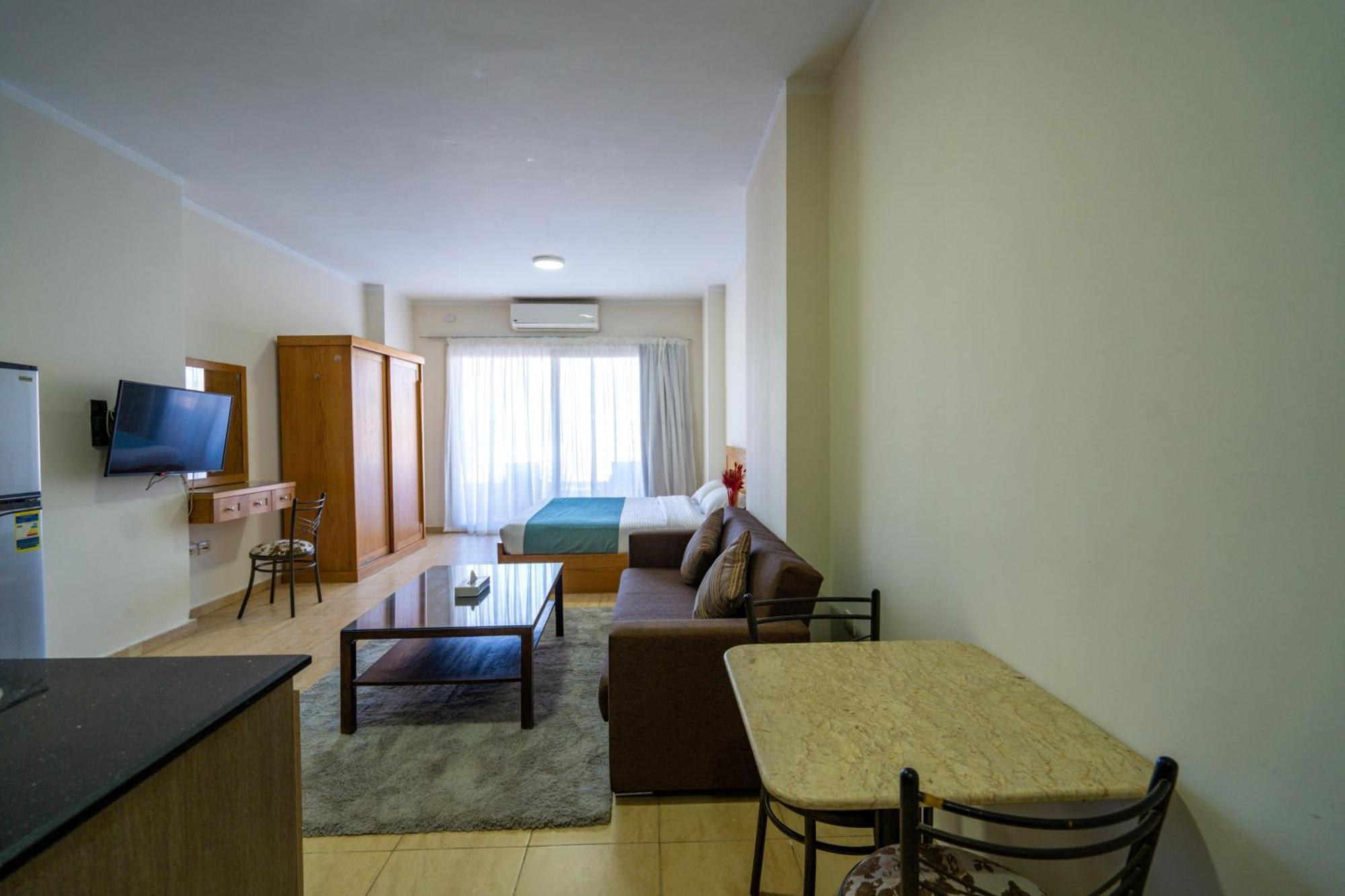 Delmar Apart Otel *