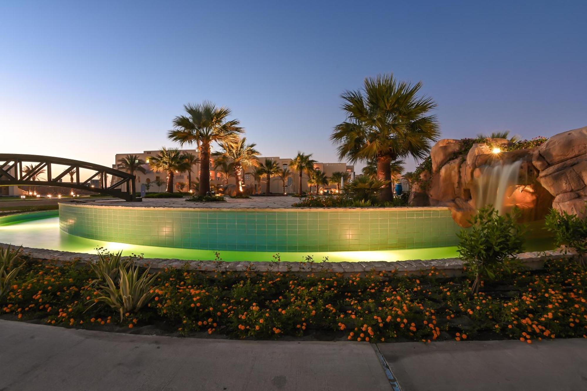 Resort Sataya 5*