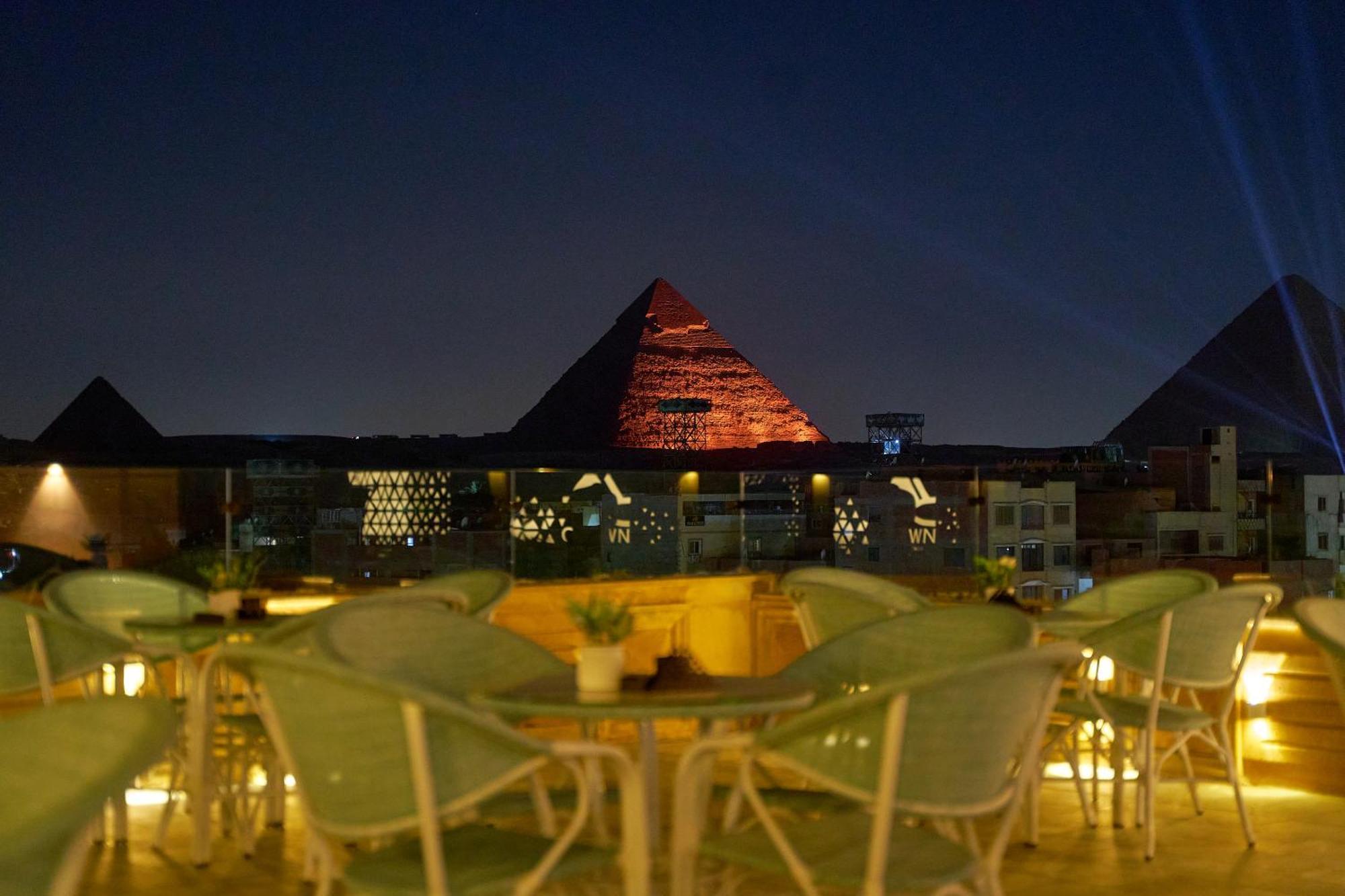 Crown Pyramids View 3*