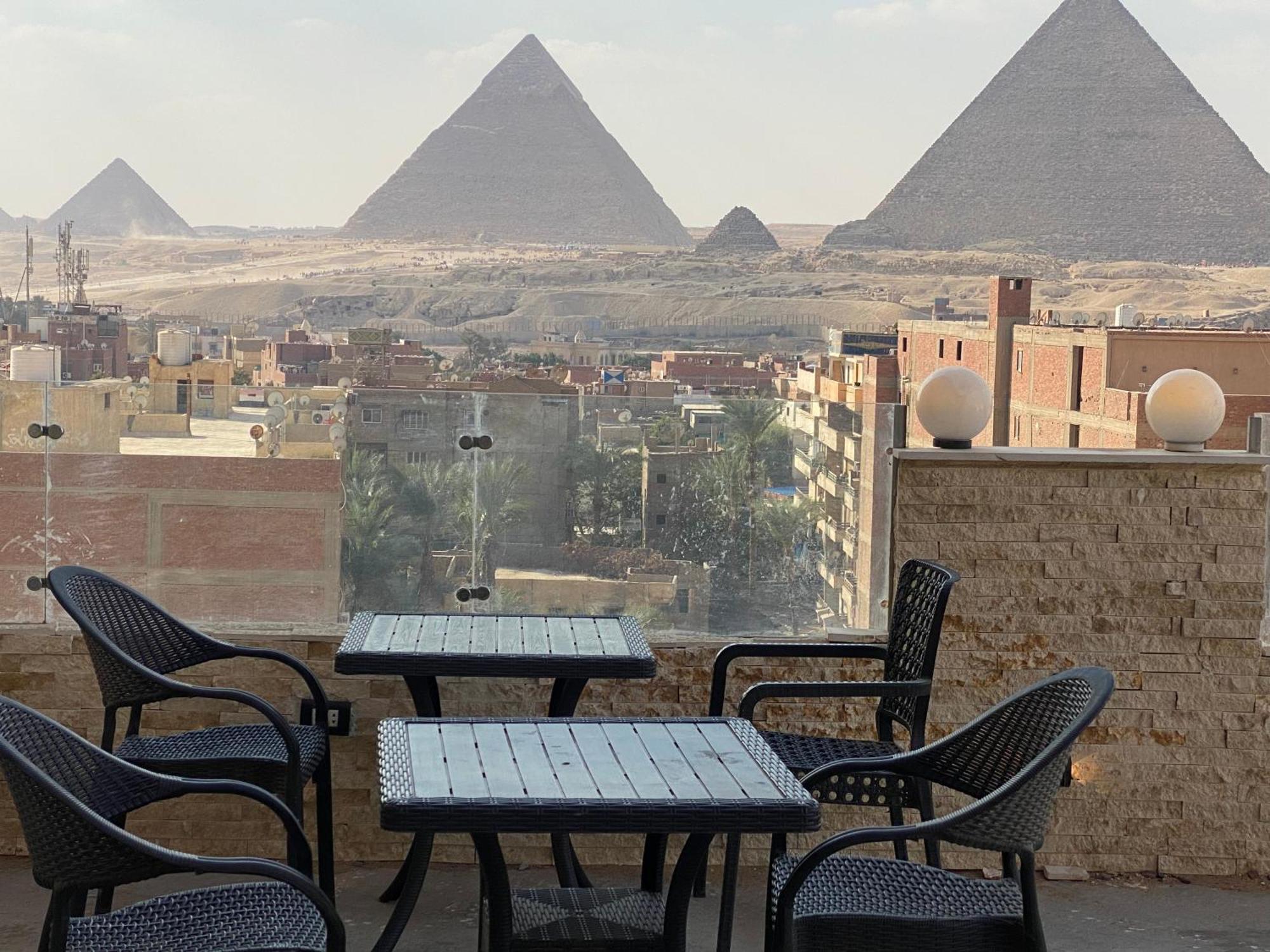 Experience Pyramids View Kafret el-Gabal