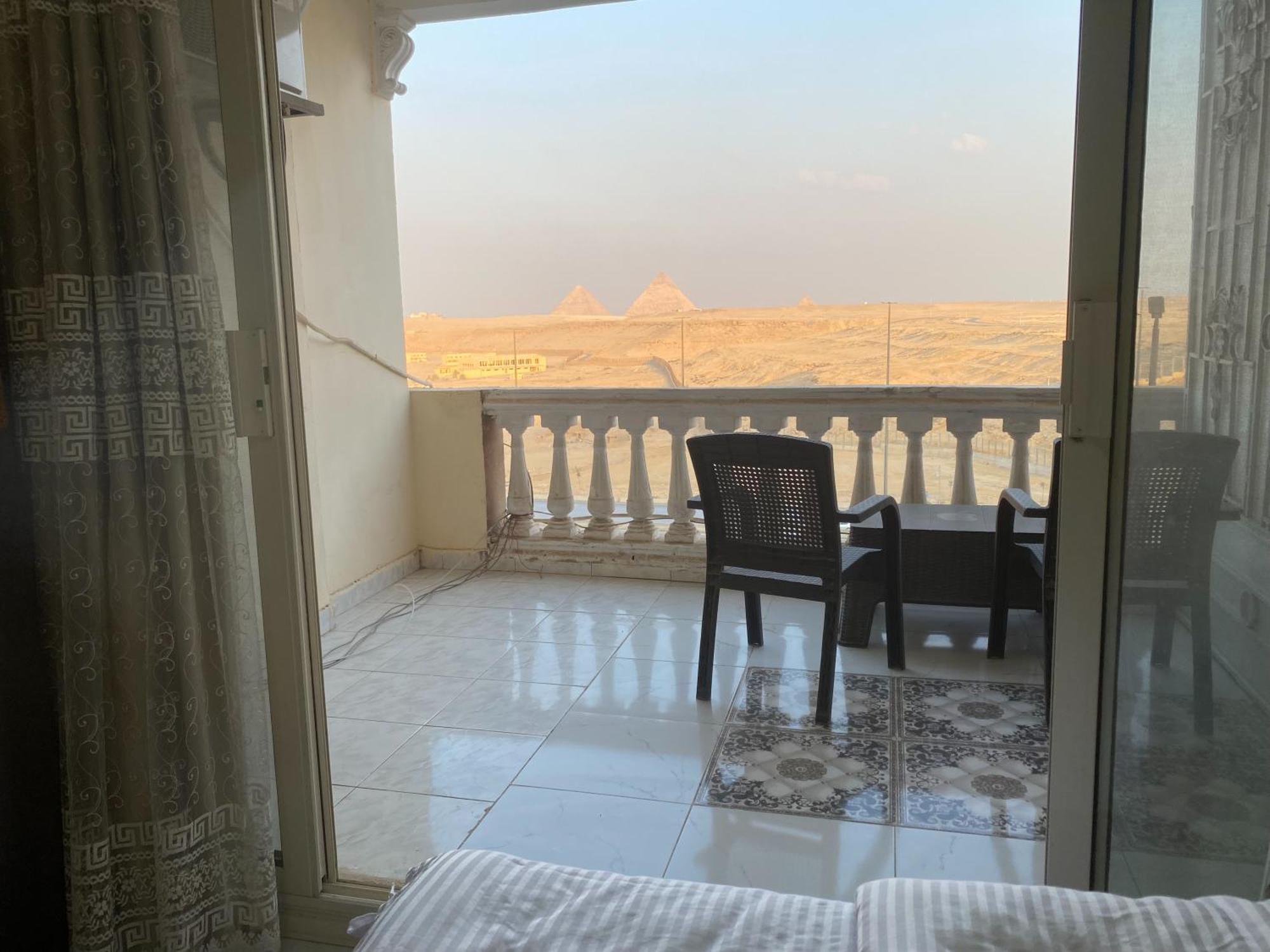 Pyramita Hotel