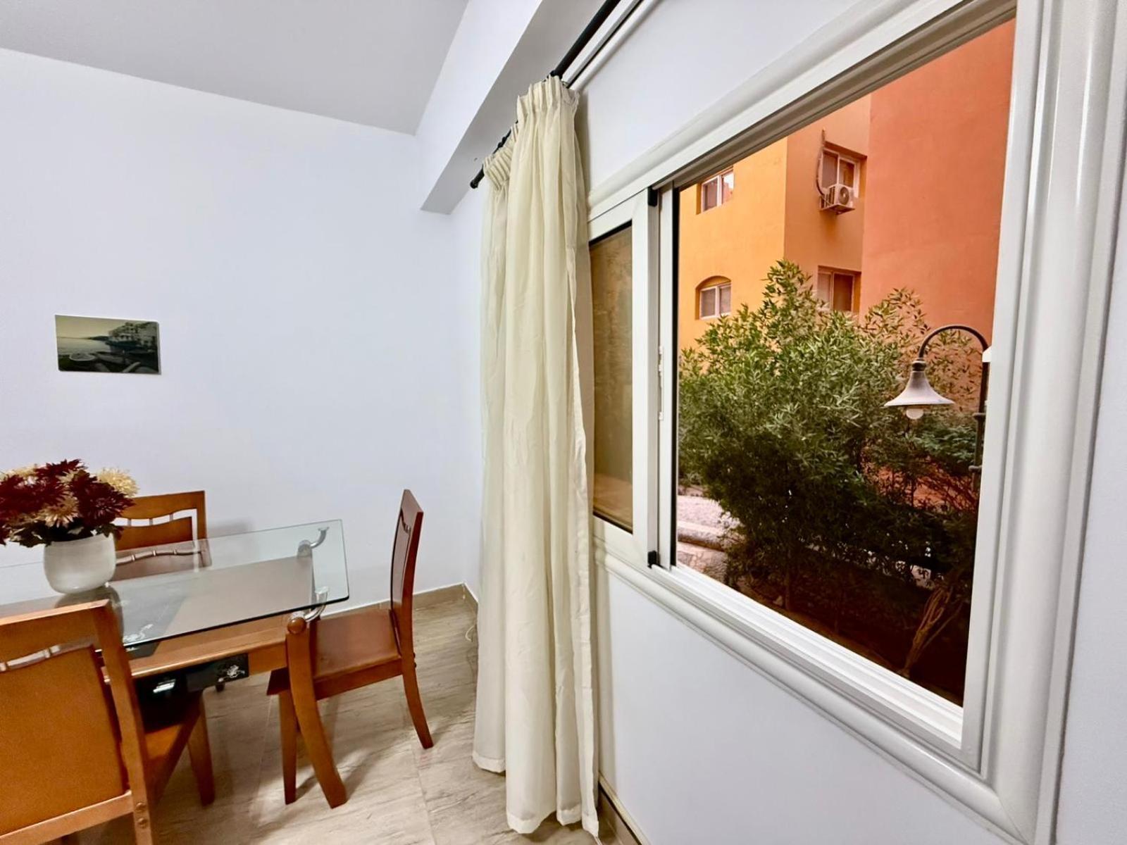 Elegant 1bd - Al Dora Resort, Apartment *
