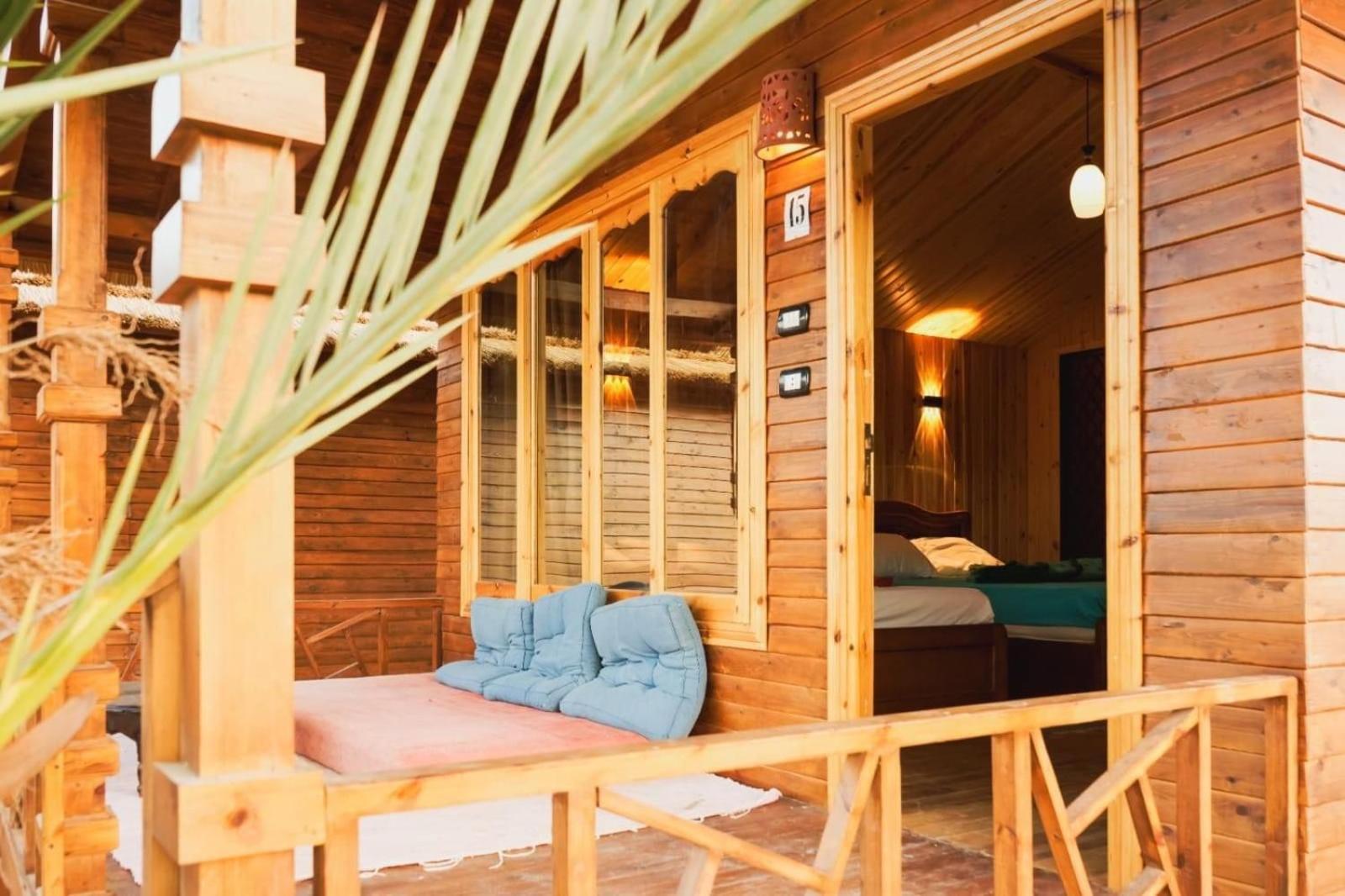 Queen Swer Hotel