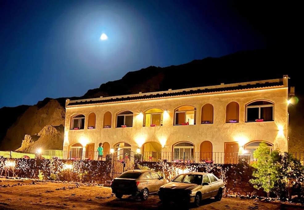 Apartment Mandala Beachfront Seaview 1 *