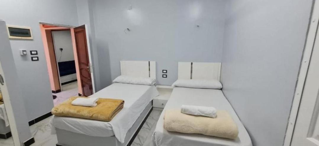 City Center Apartment *