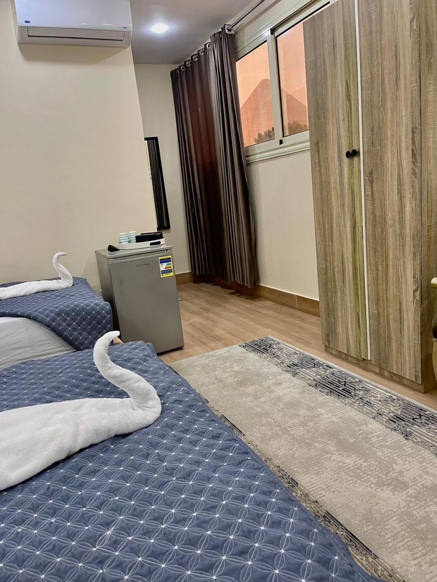 King Ali Pyramids View Hotel 3*