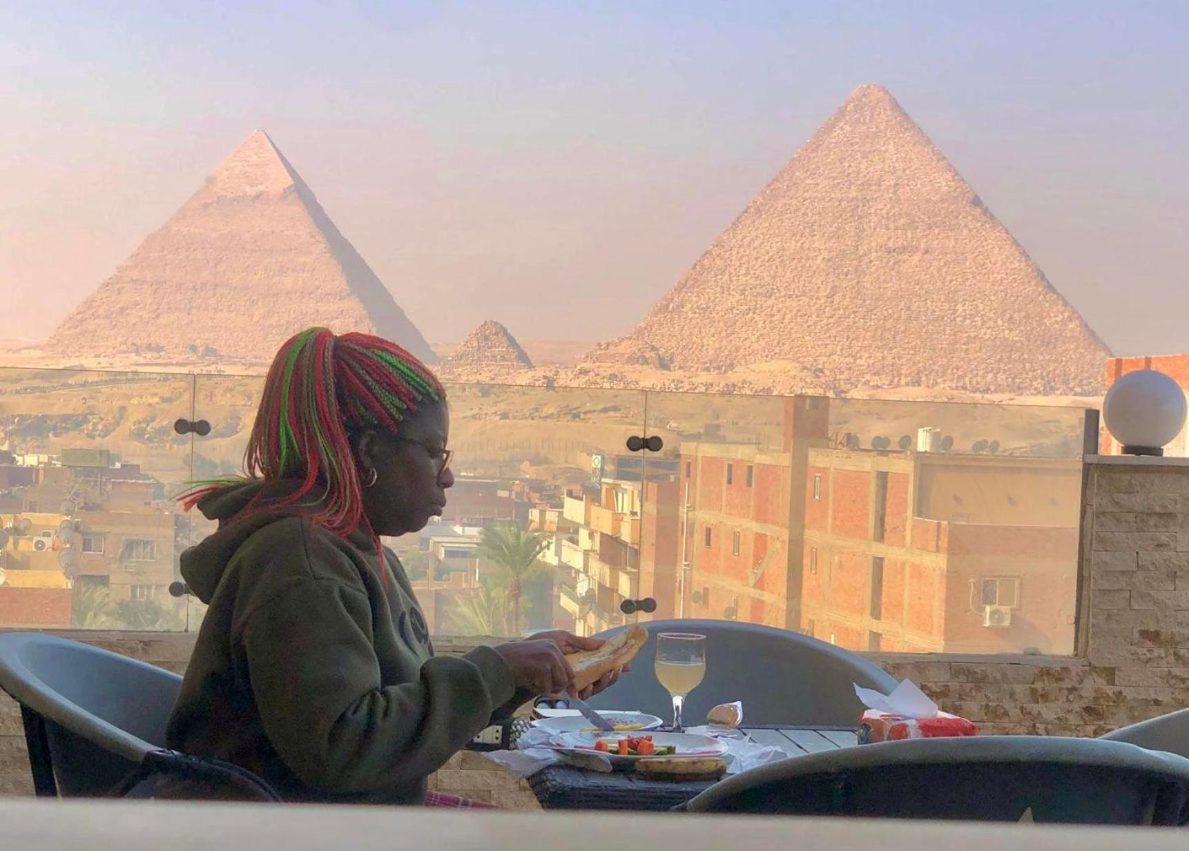 Experience Pyramids View 4* Kafret el-Gabal