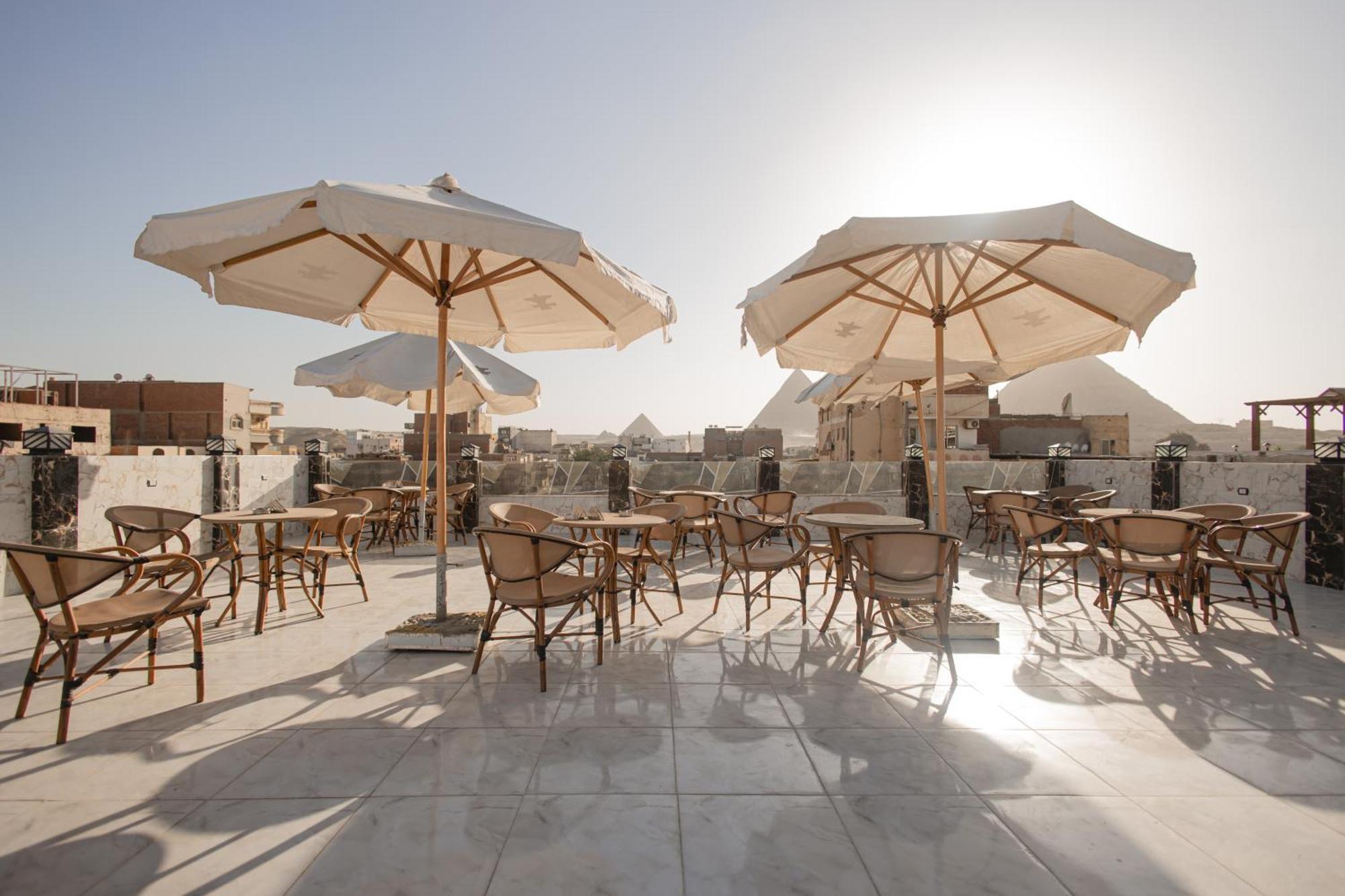 The View Pyramids Gold One 3*