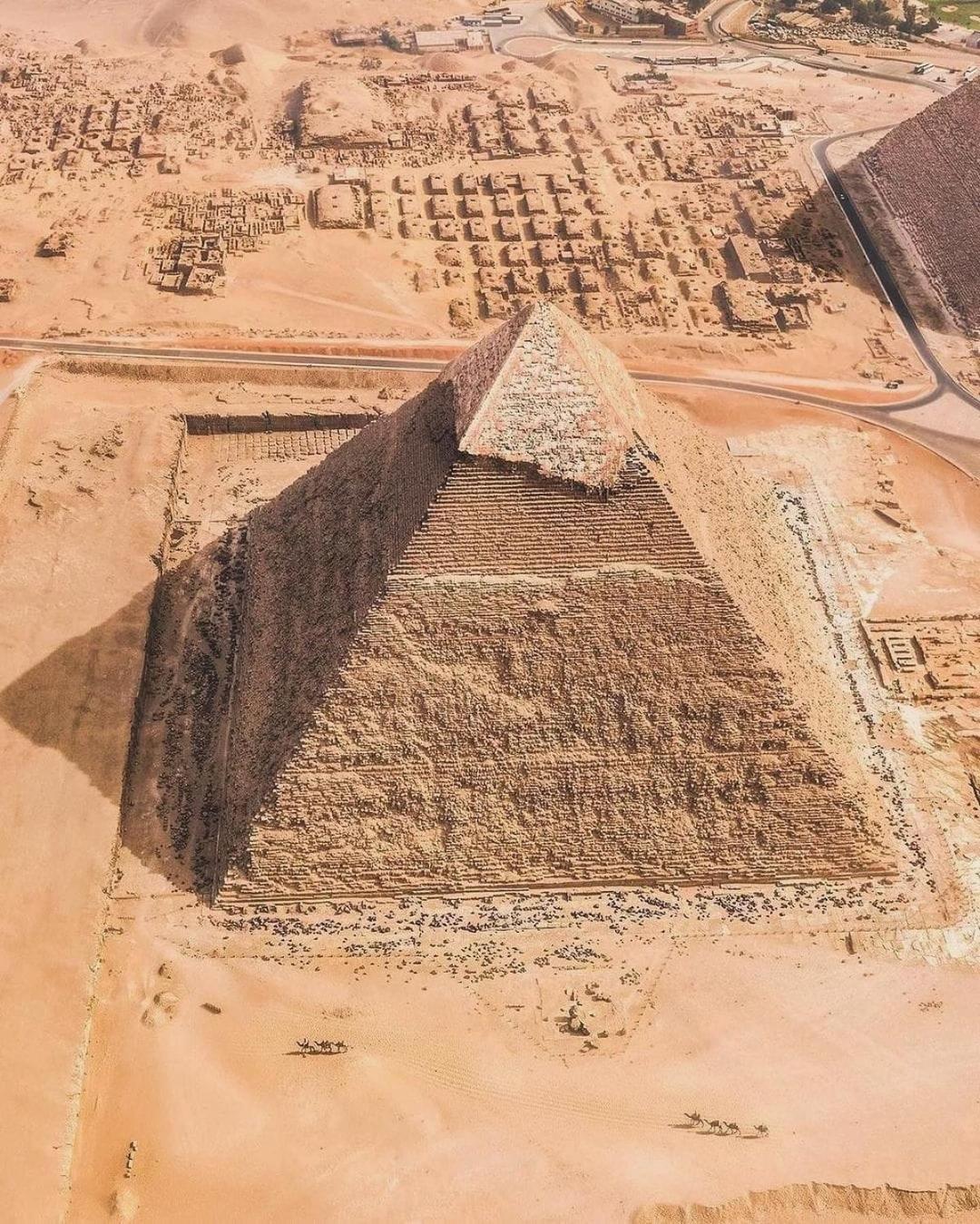 Hotel The Sun, Sand, And Pyramids Of Heaven