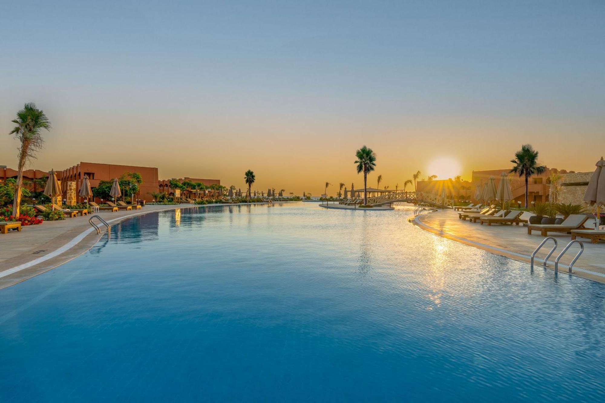 Three Corners Happy Life Resort Abu Dabab