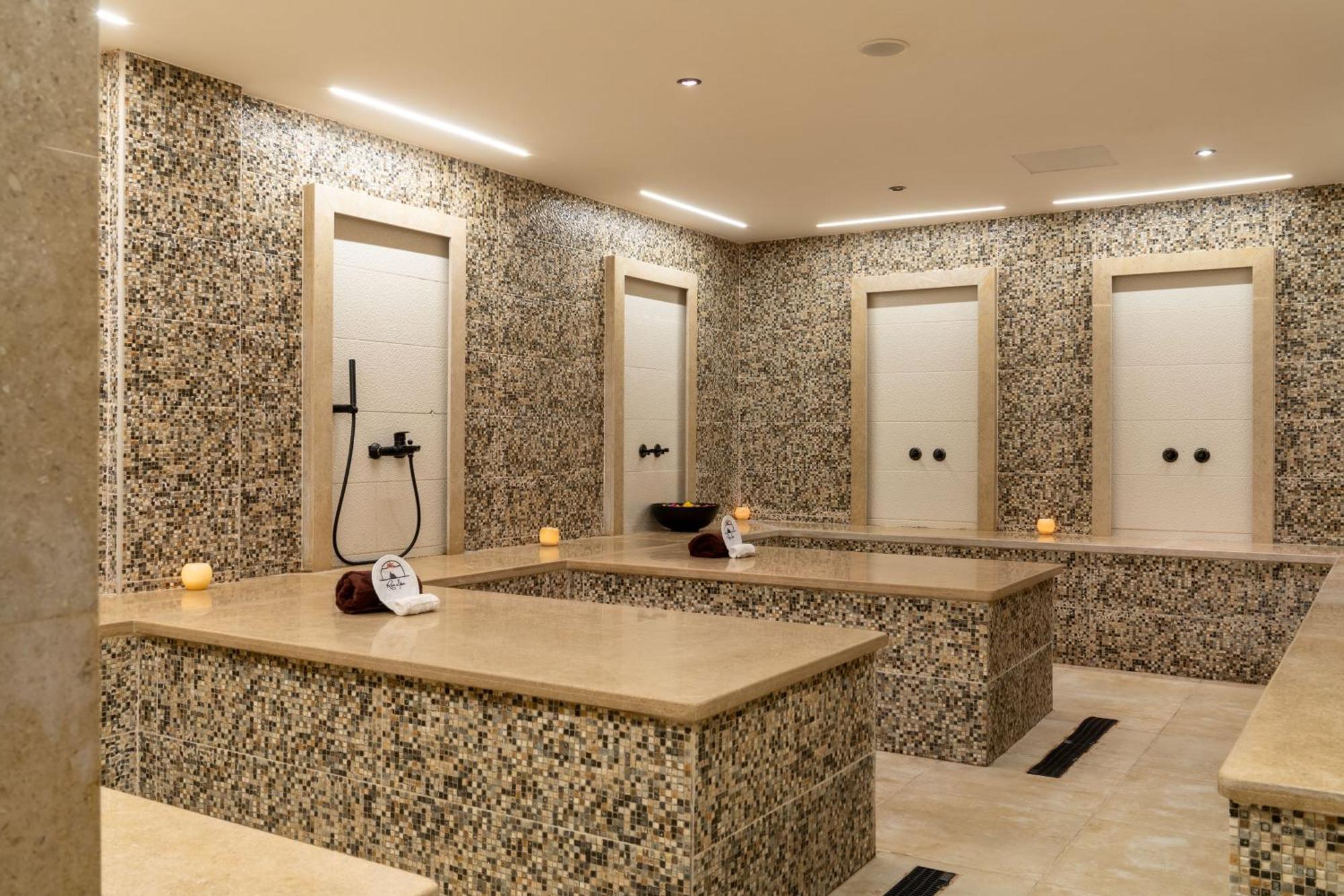 Three Corners Happy Life Resort 4*