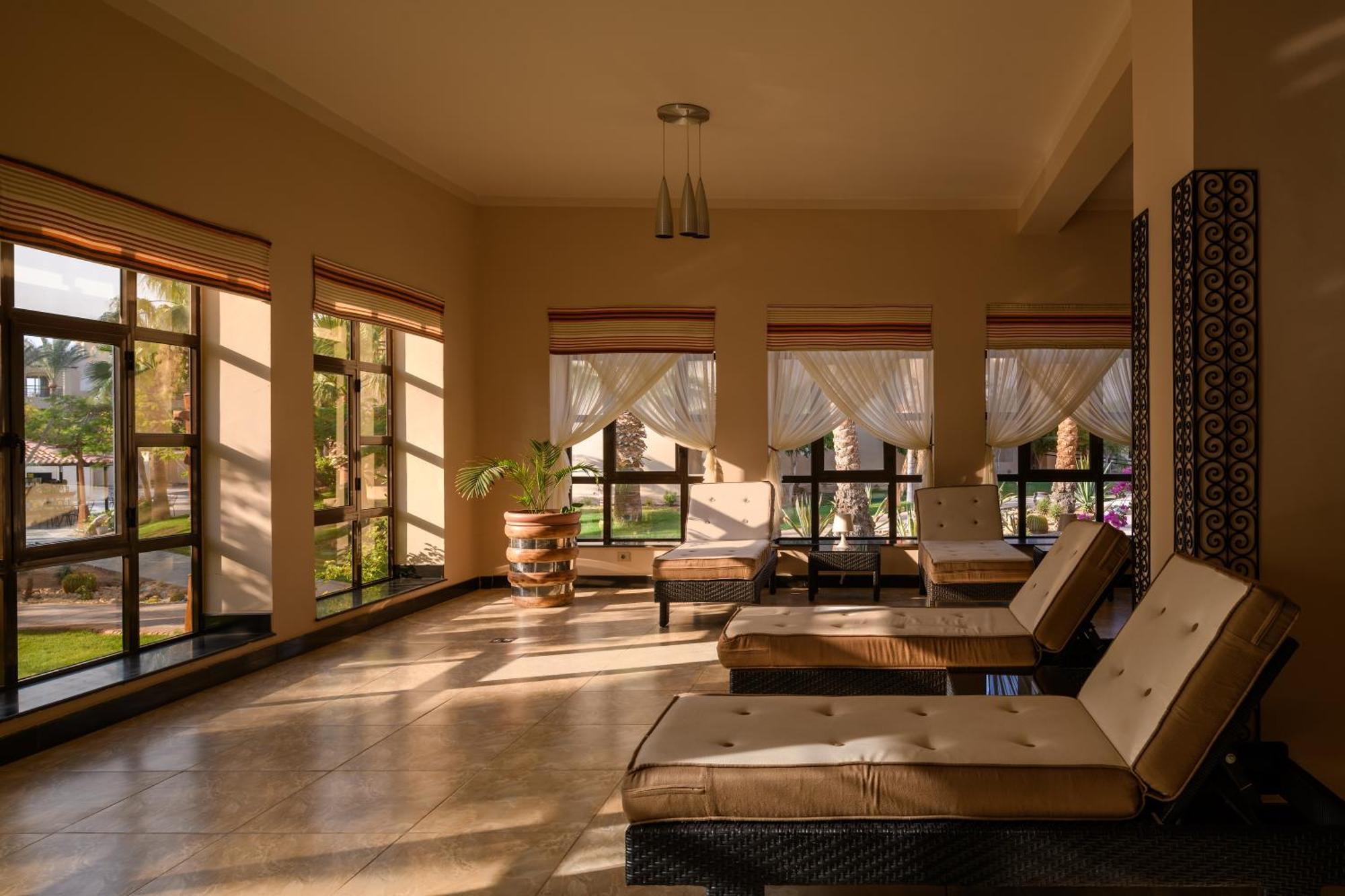 Iberotel Redsina Resort 5*