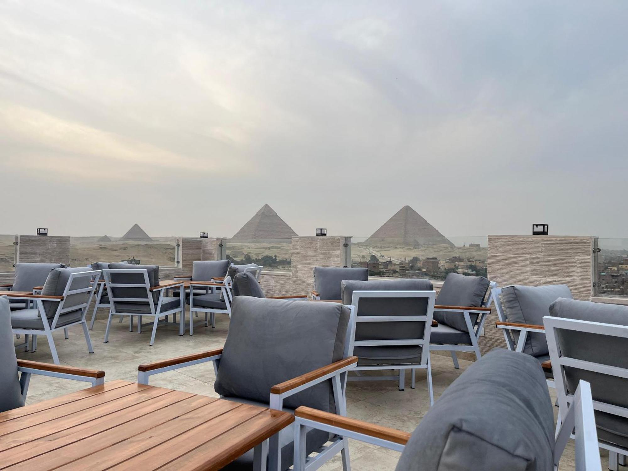 The Nomad Pyramids Boutique Kafrat al Jabal