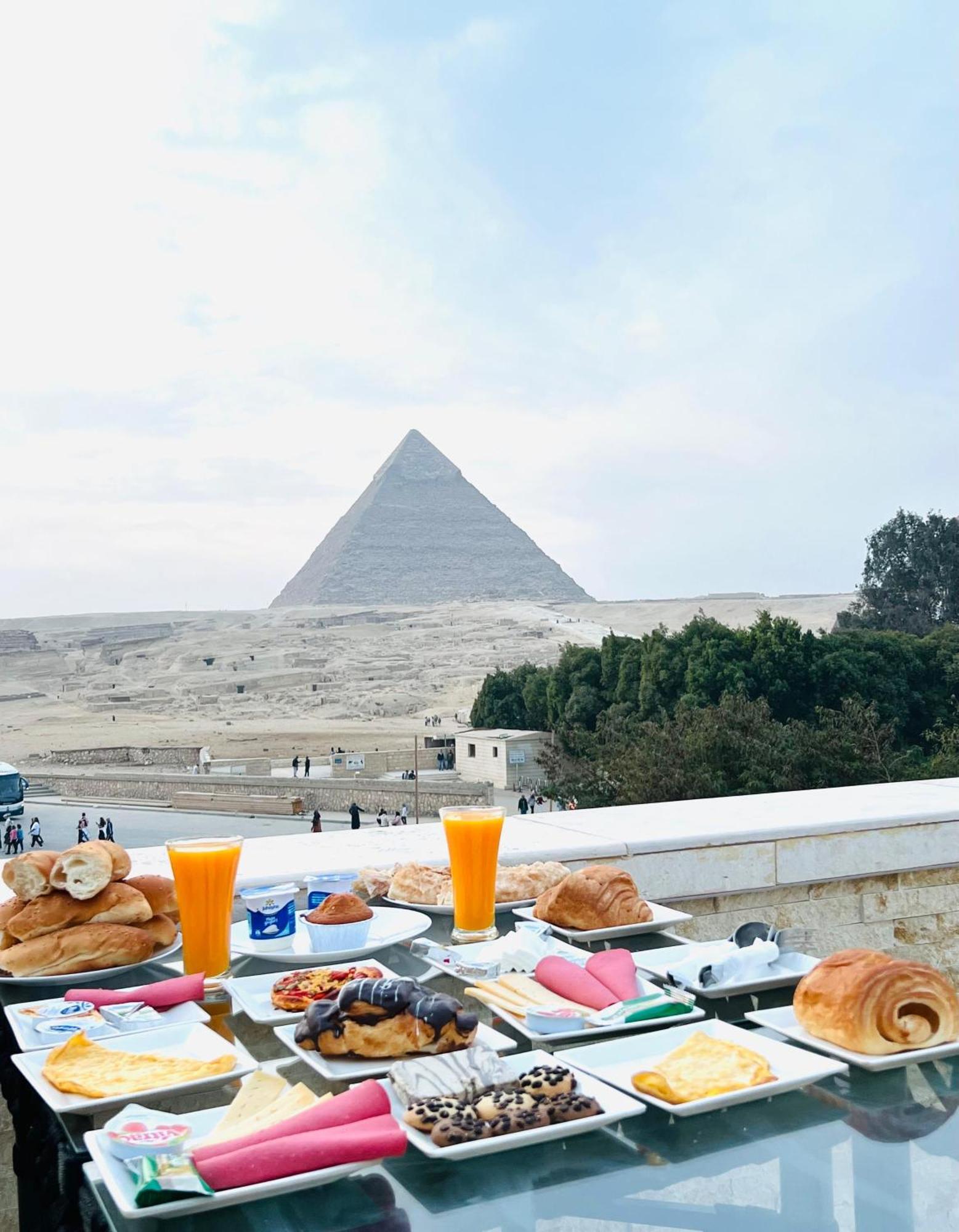 Great Scarab Pyramids View Hotel Kafrat al Jabal