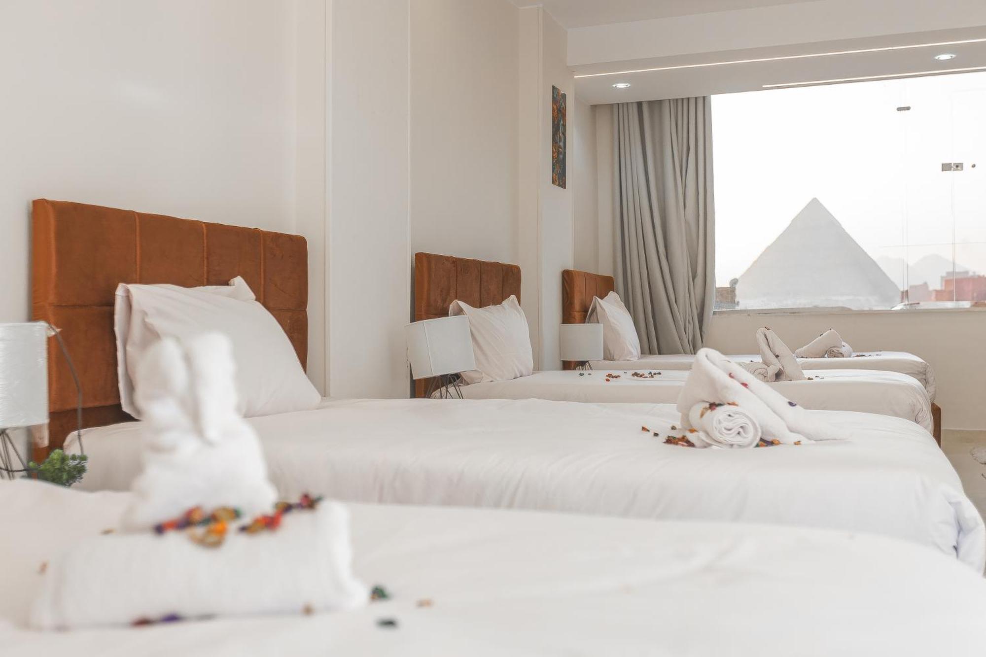 Experience Pyramids View Hotel 4*