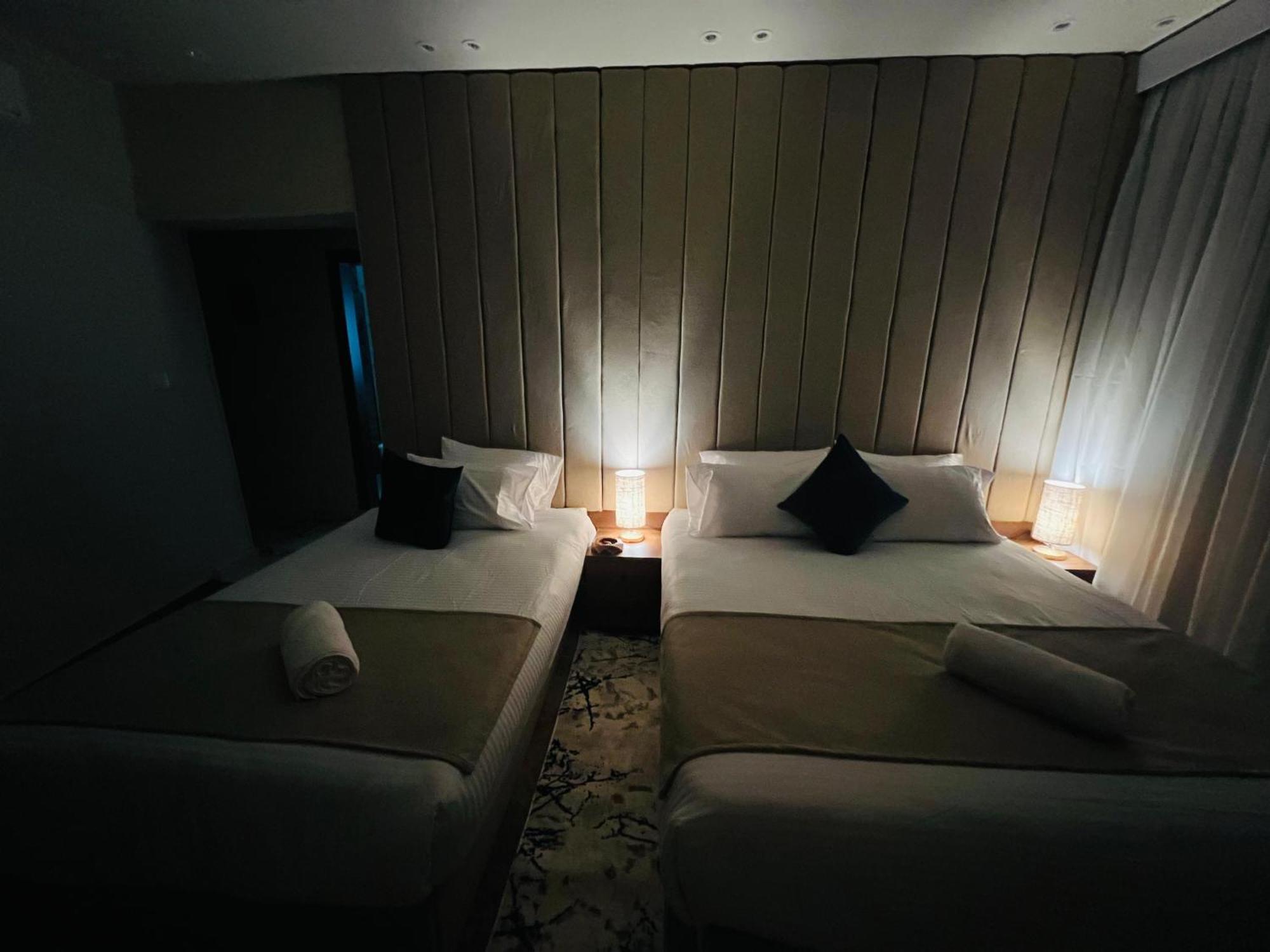 Hotel Great Scarab Pyramids View