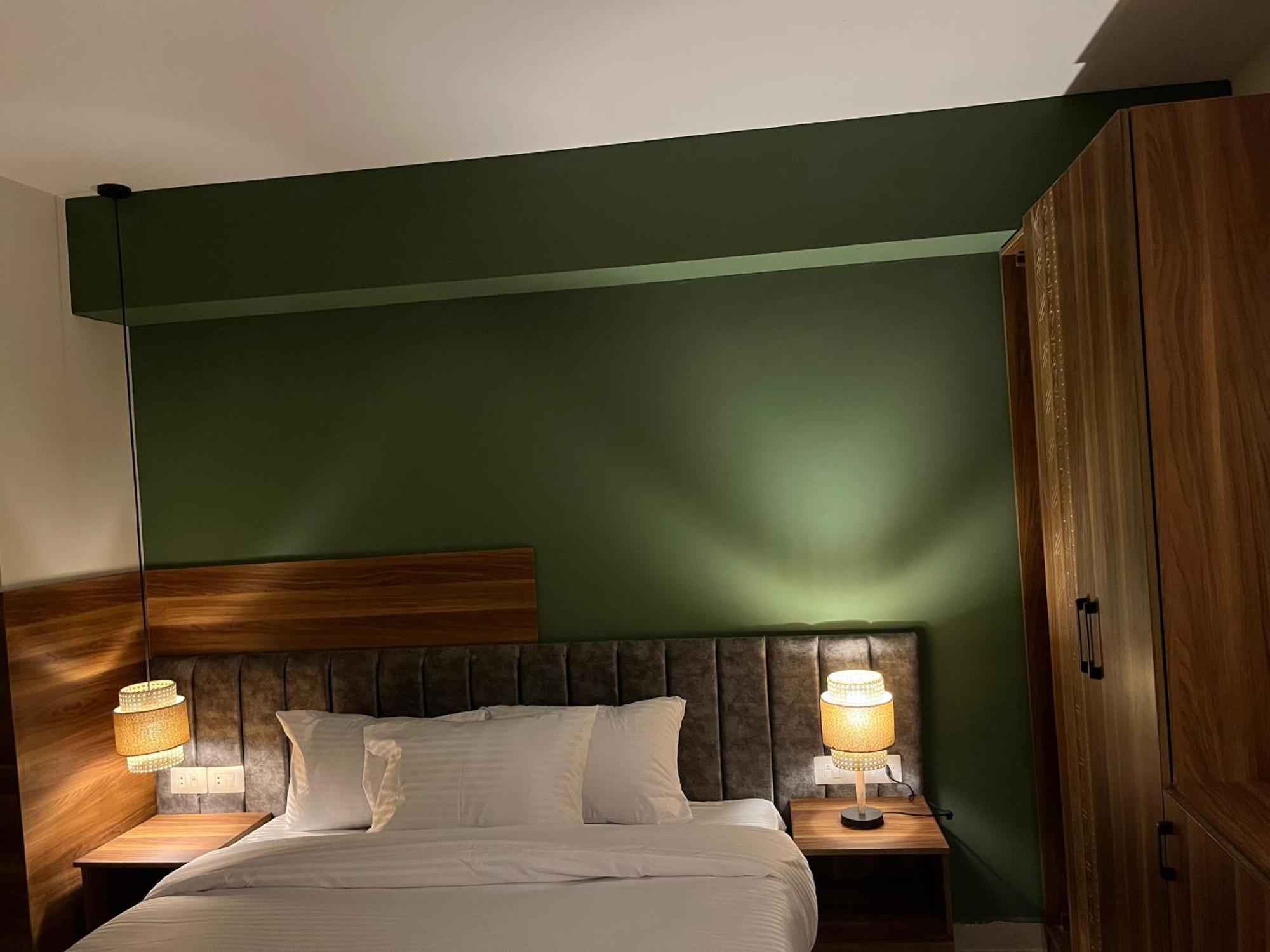 The Nomad Pyramids Boutique Hotel Kafrat al Jabal
