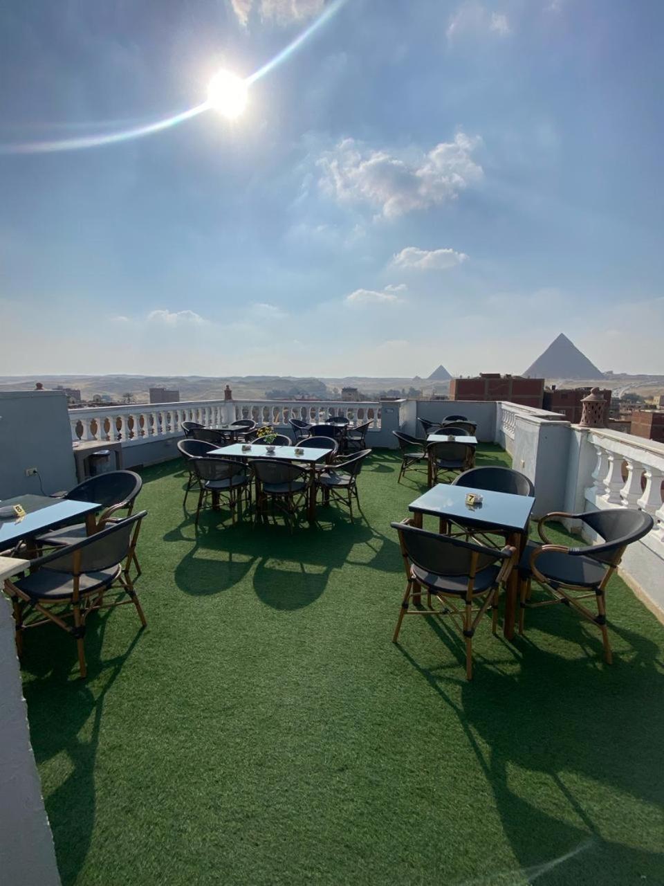 Pyramids International 3* Kafret el-Gabal
