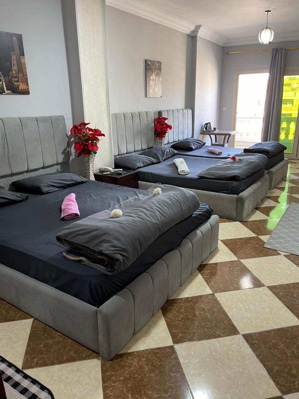 Hotel Pyramids International 3*