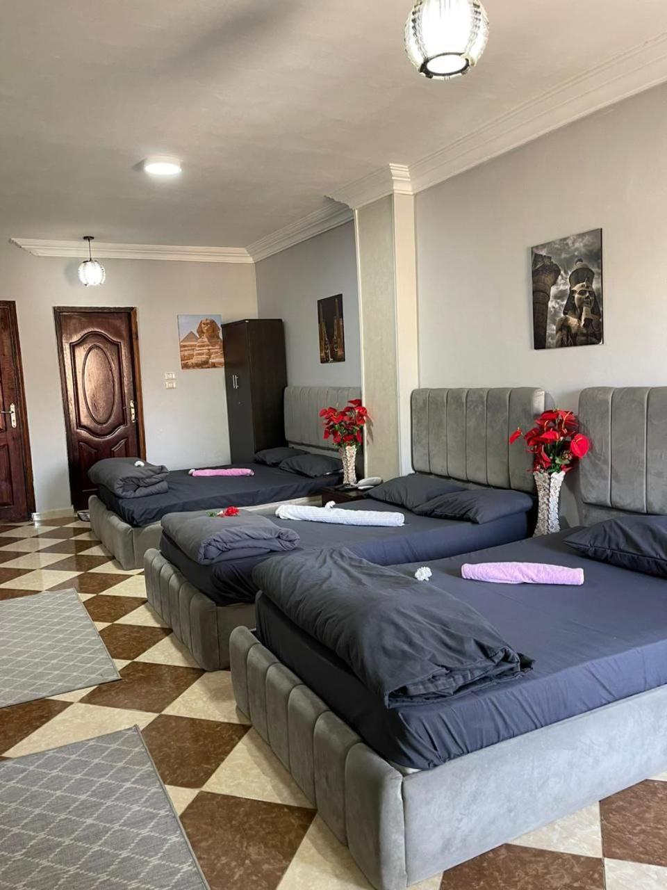 Pyramids International Hotel Kafret el-Gabal