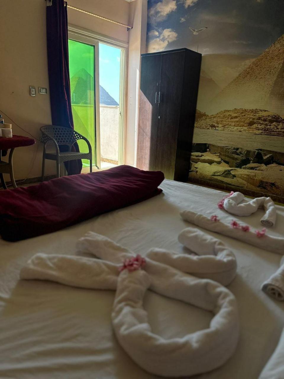 Pyramids International Hotel Kafret el-Gabal