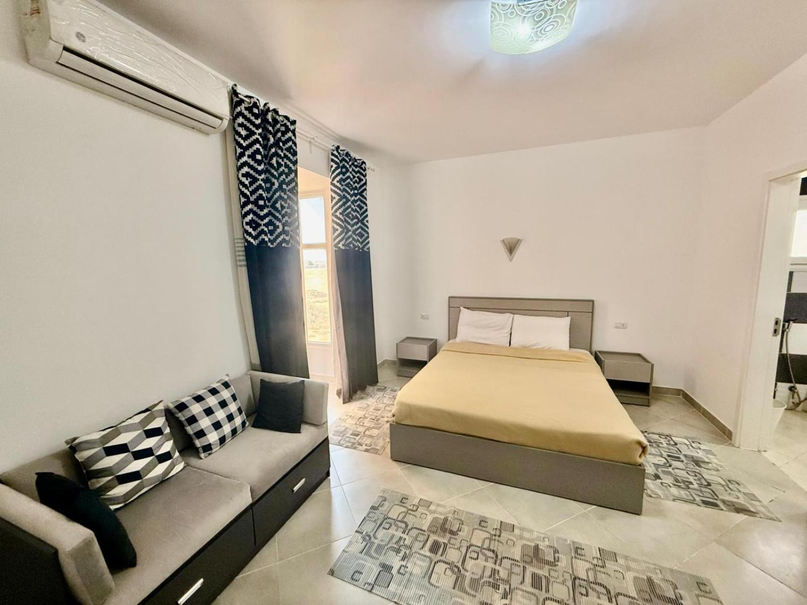 Modern 2br - Al Dora Resort,