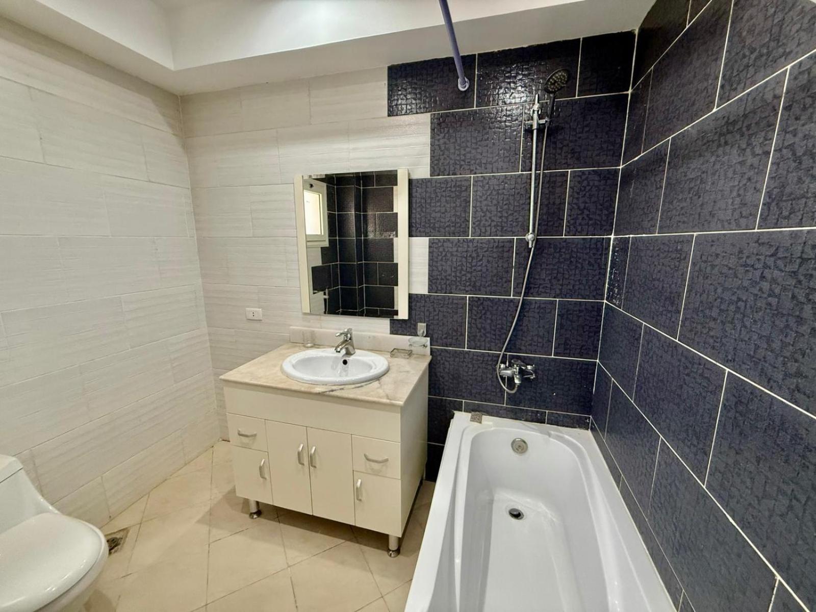 Modern 2br - Al Dora Resort, *