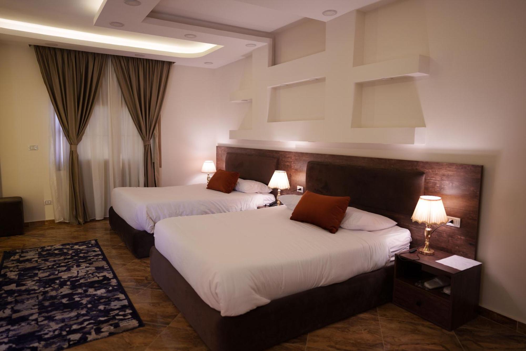 Pyramids Sunshine View Hotel Kafrat al Jabal