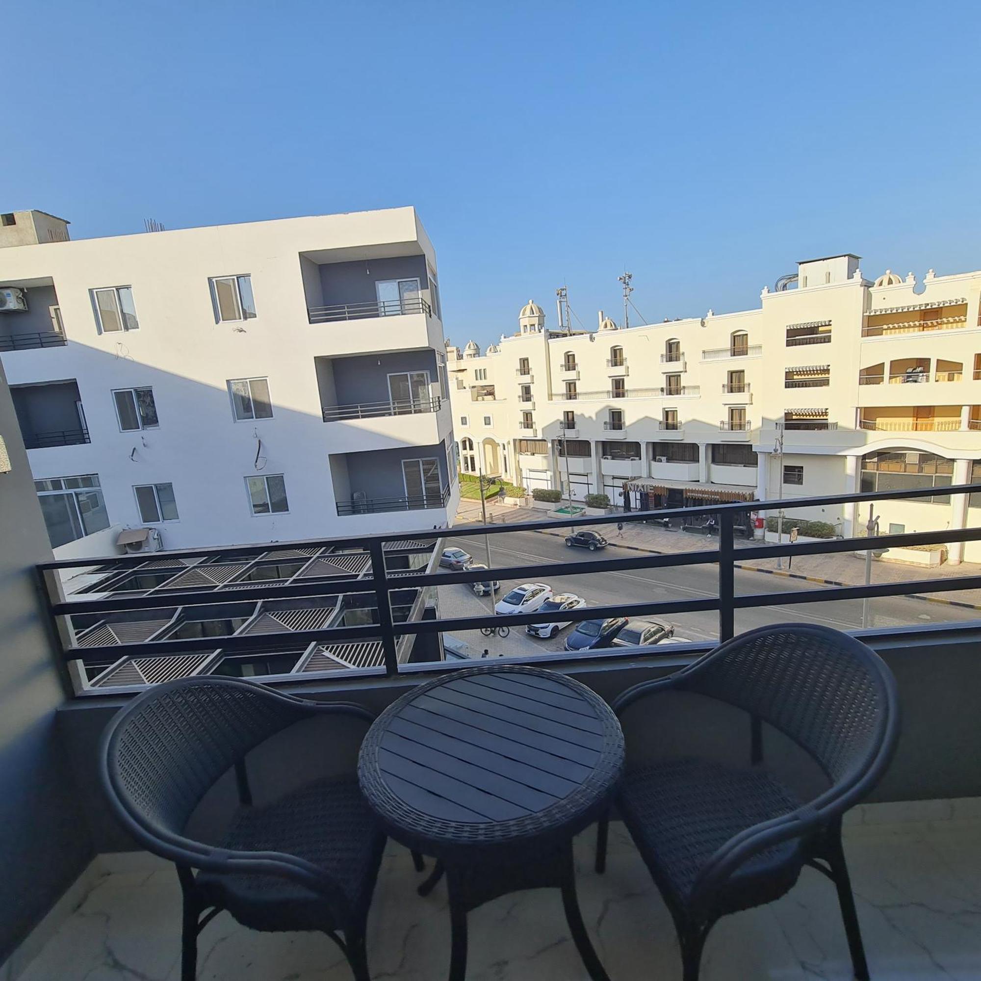 La Prestigia Apartment