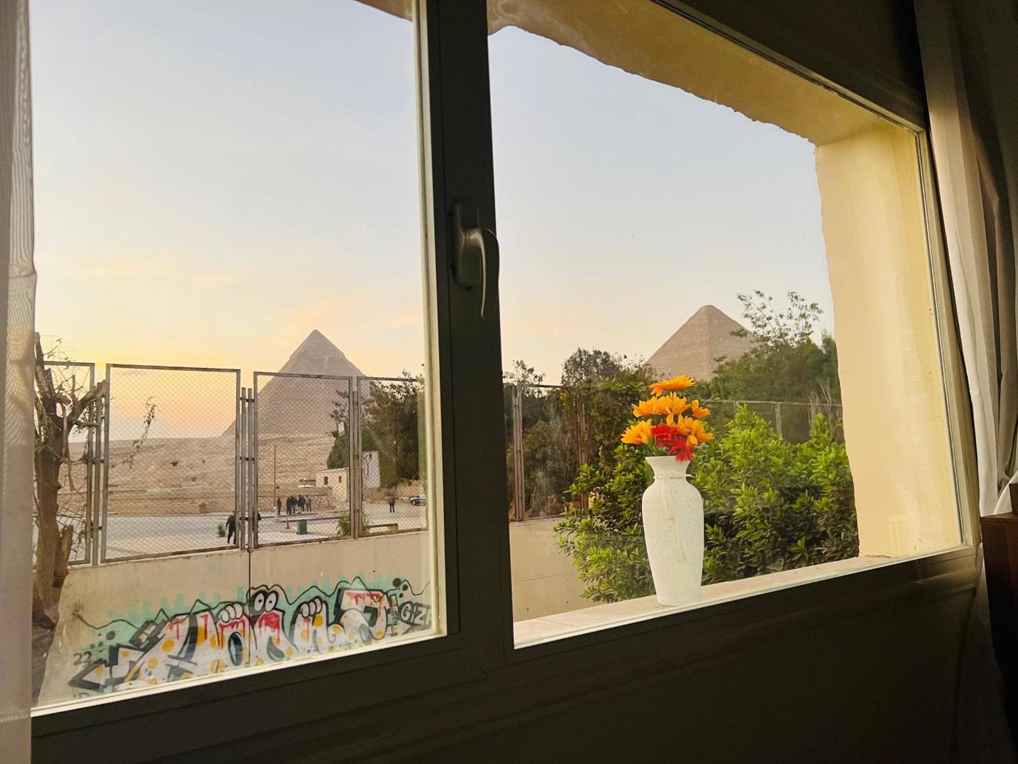 Great Scarab Pyramids View 3*