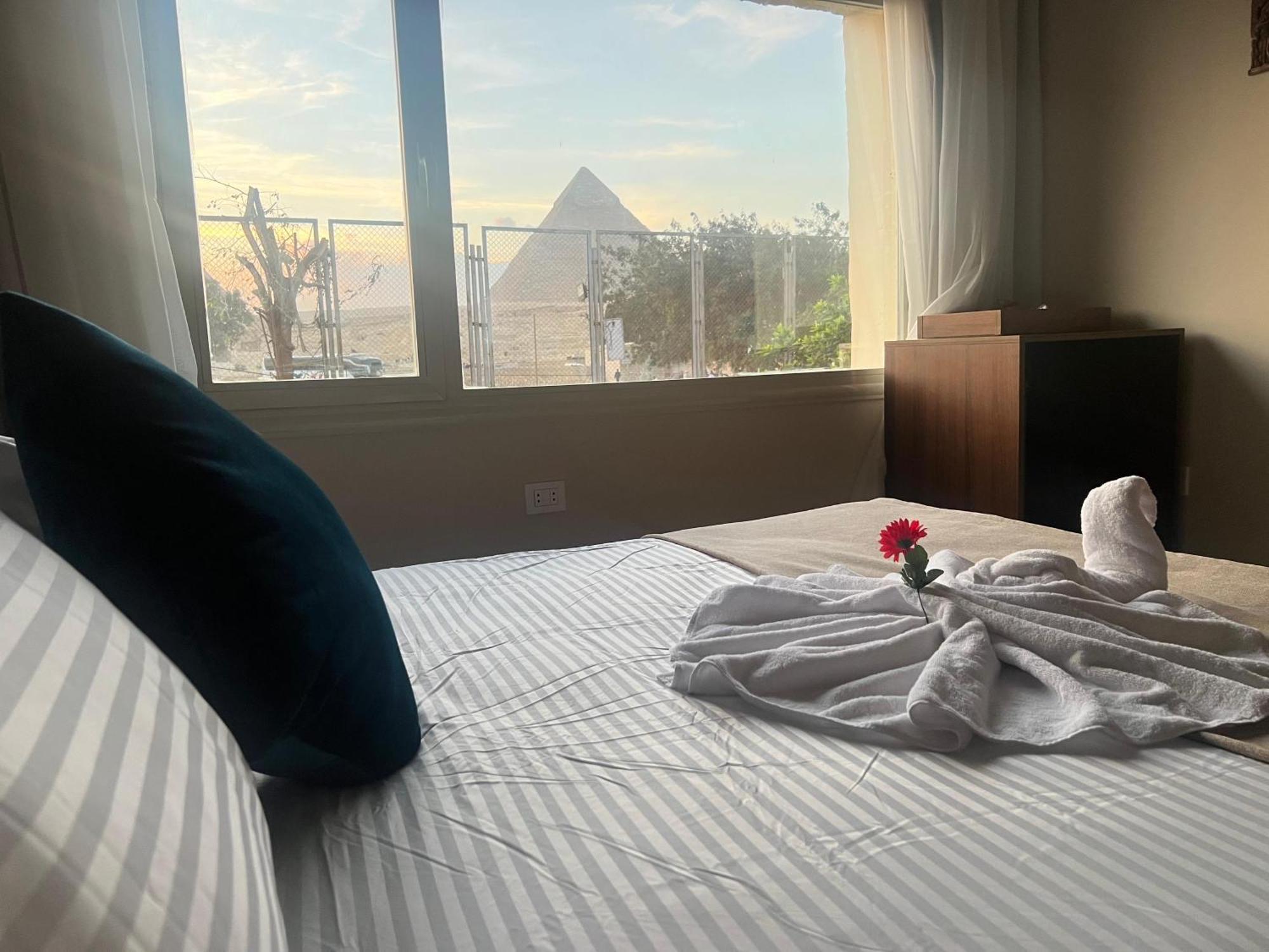 Great Scarab Pyramids View Hotel Kafrat al Jabal