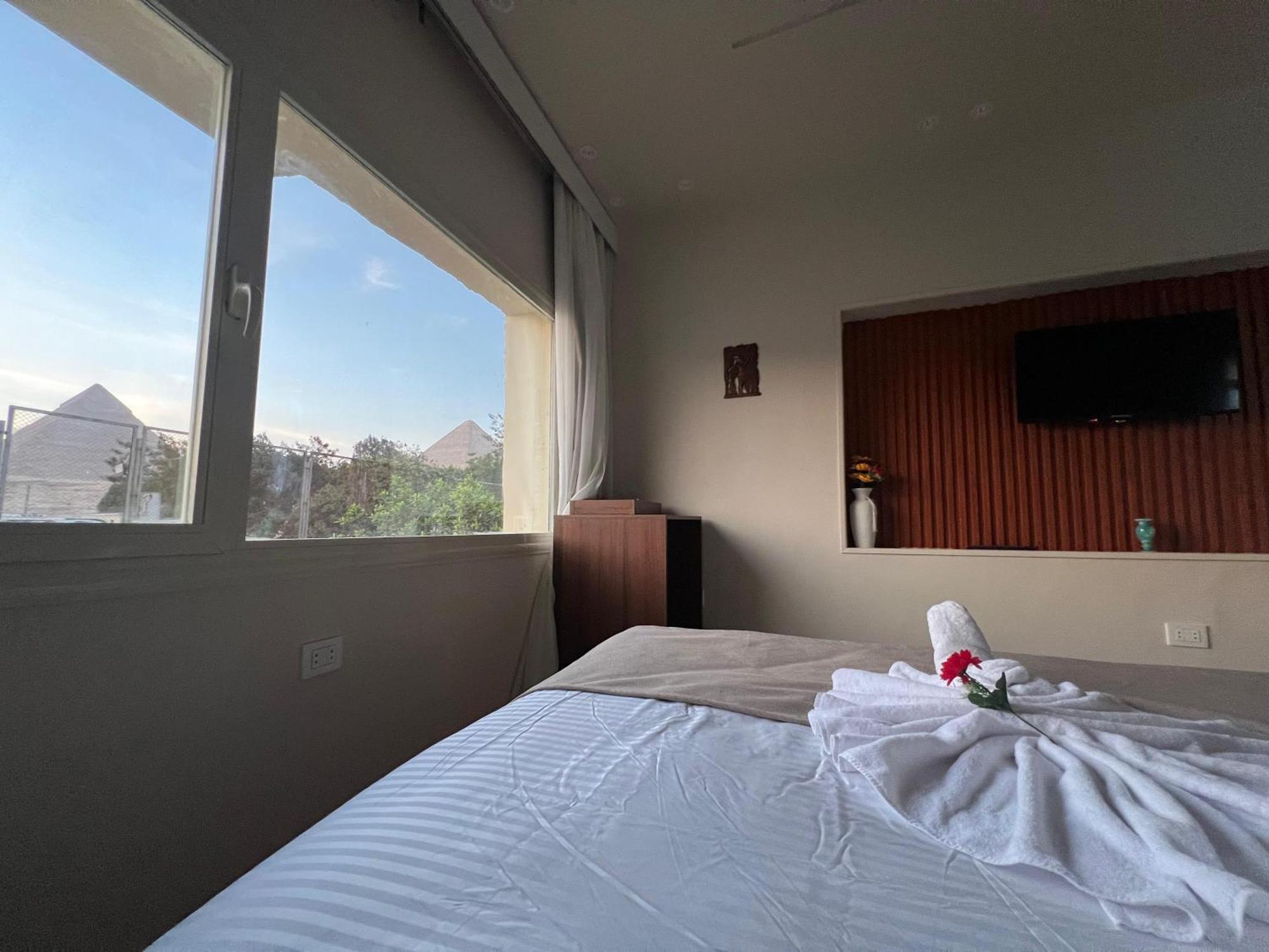 Hotel Great Scarab Pyramids View 3*