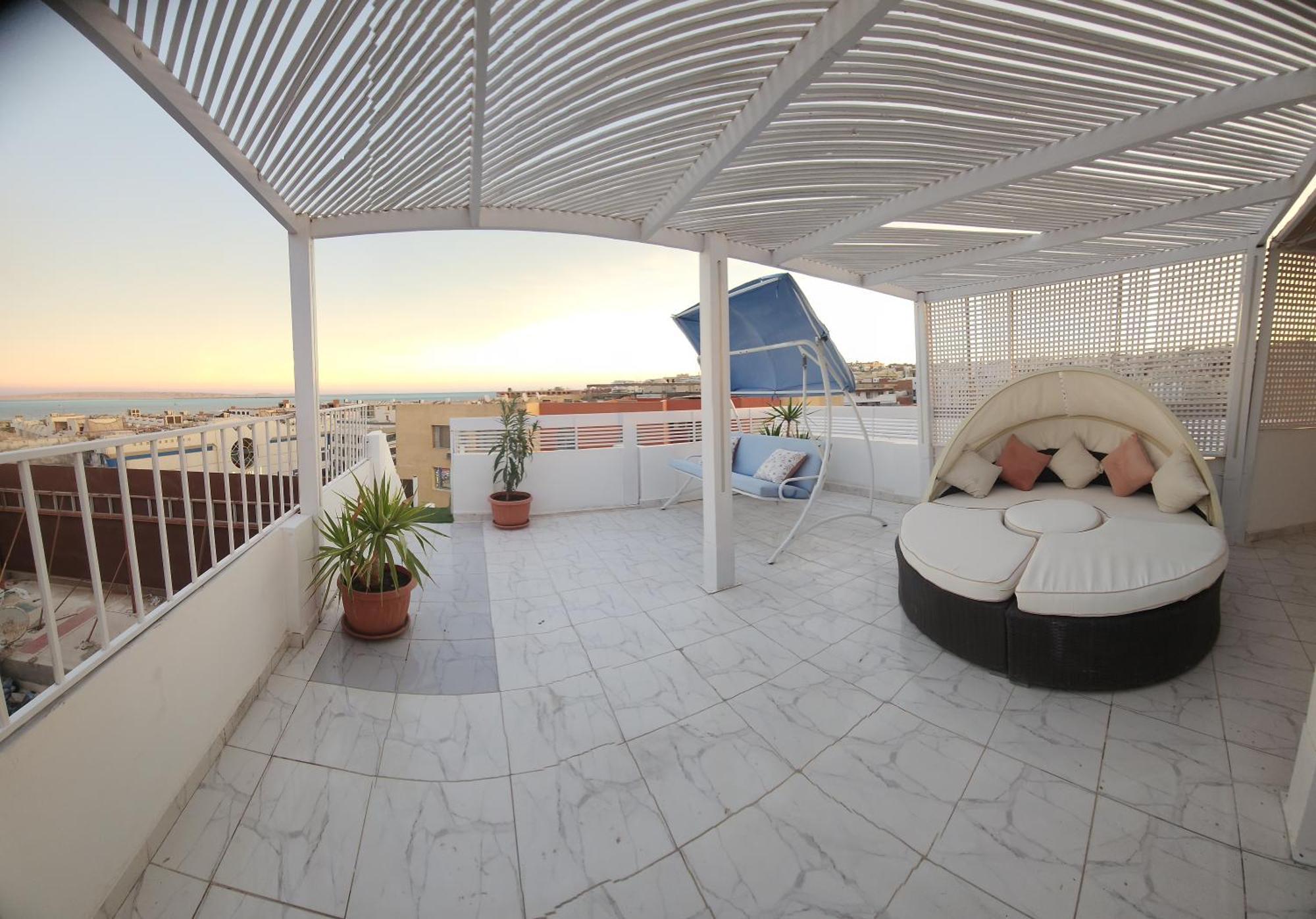 Hostel White Roof - Hurghada