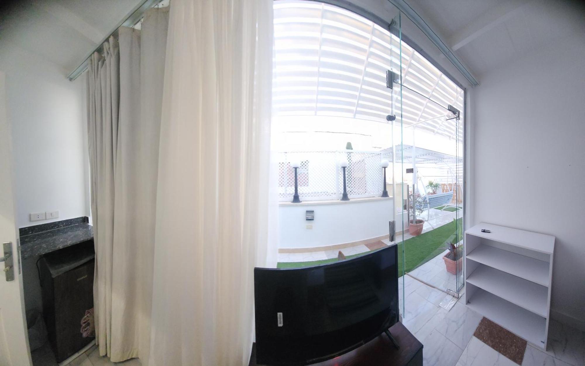 Hostel White Roof - Hurgada