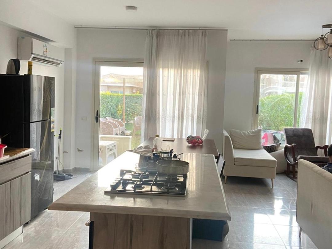 Villa بفرش مودرن على بحر مارينا دلتا للايجار *