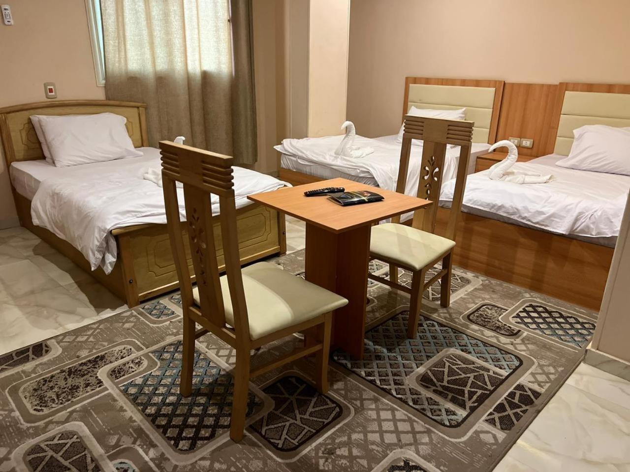 Grand Pyramid View Hotel 3*