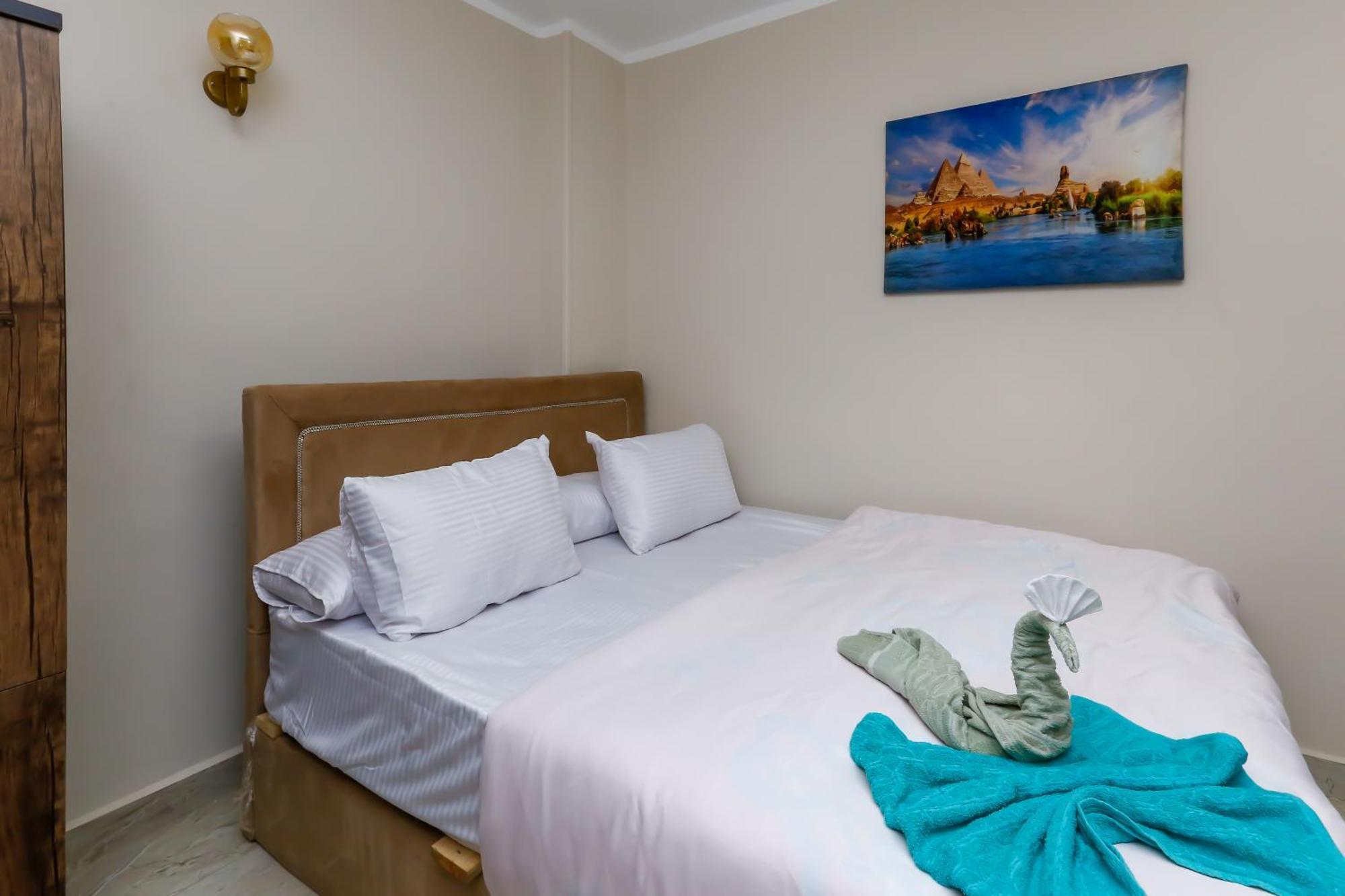 Homestay New Pyramids *